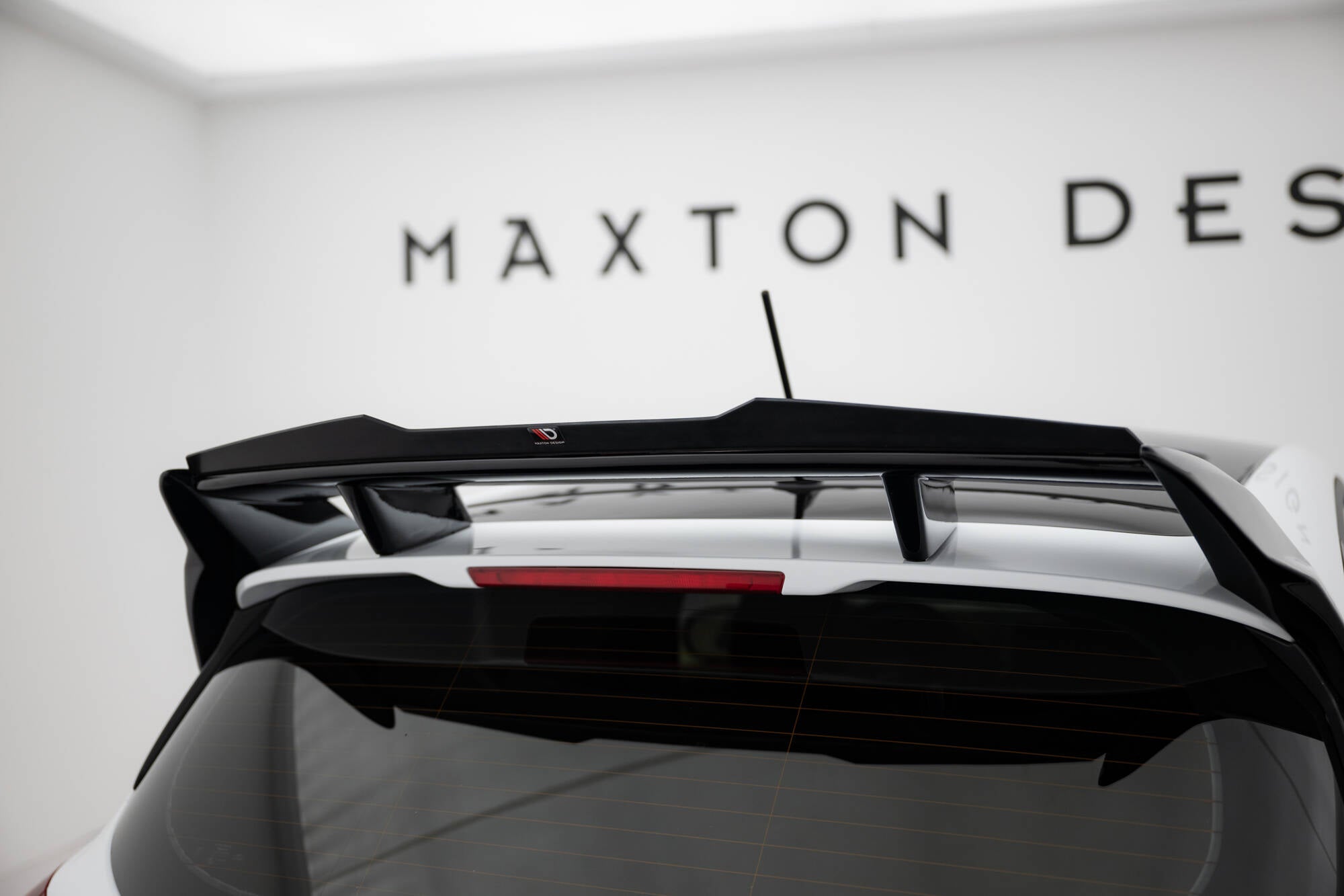 Spoiler für Ford Fiesta Standard / ST / ST-Line Mk8 (Für FO-FI-8-FH1FP)