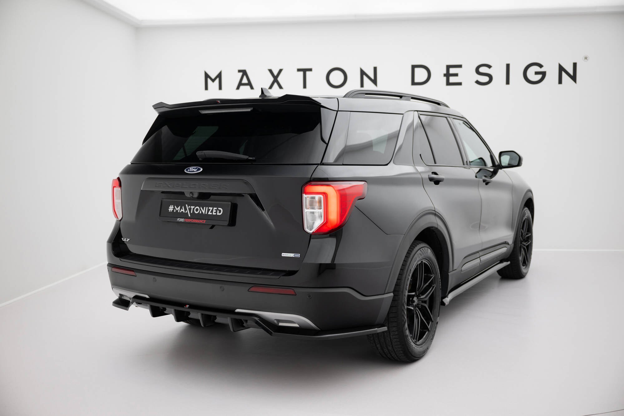 Mittlerer Cup Diffusor DTM Look Heck Ansatz für Ford Explorer XLT Mk6