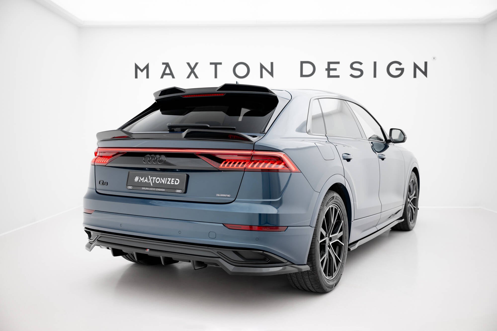 Mittlerer Cup Diffusor DTM Look Heck Ansatz für Audi Q8 Mk1