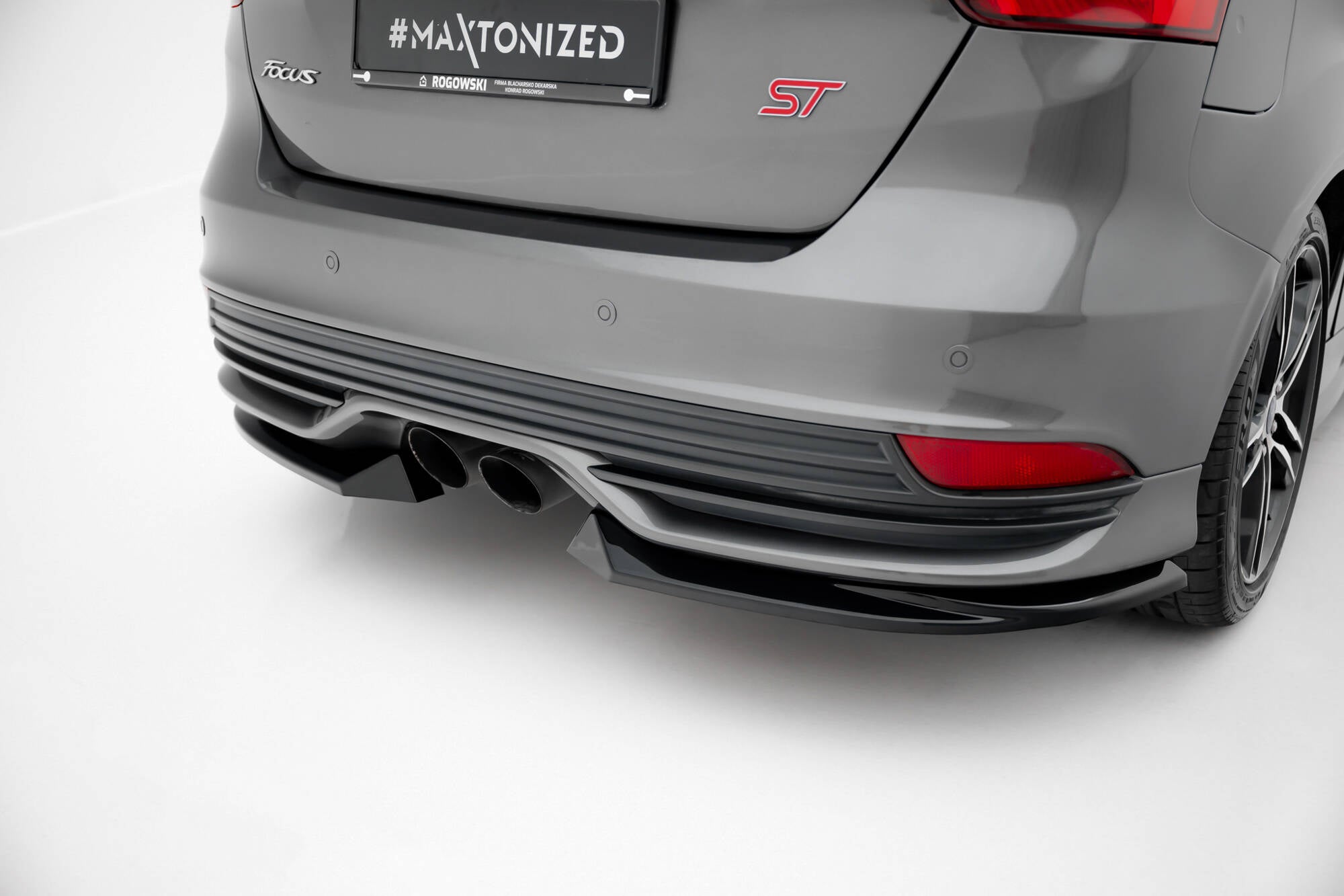Heck Ansatz Flaps Diffusor V3 für Ford Focus ST Mk3 Facelift