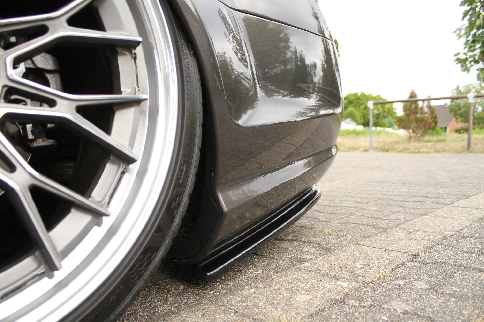 Heck Ansatz Flaps Diffusor für MERCEDES CL 500 C216 AMGLINE