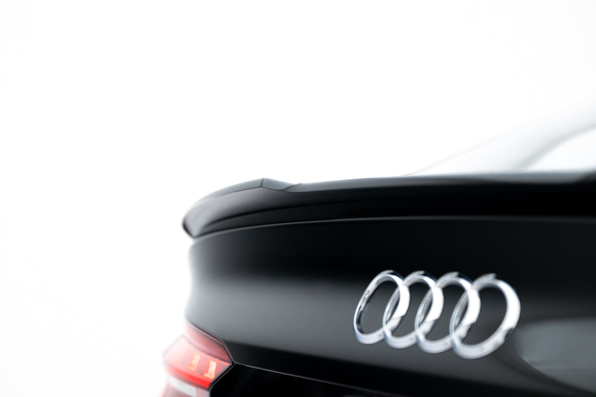 Spoiler CAP V.1 für Audi A5 F5 Sportback