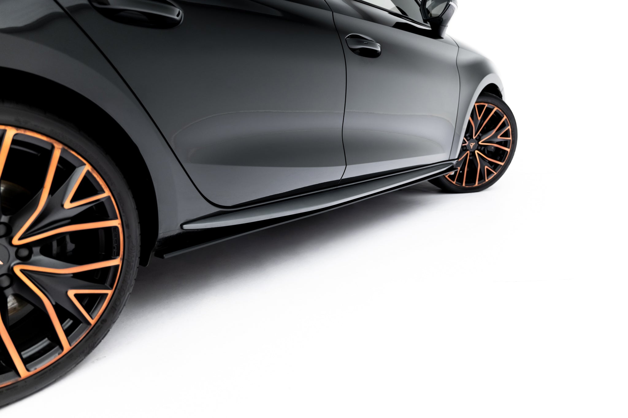 Street Pro Seitenschweller Ansatz für Cupra Leon ST / Hatchback Aero Mk1 / Mk1 Facelift