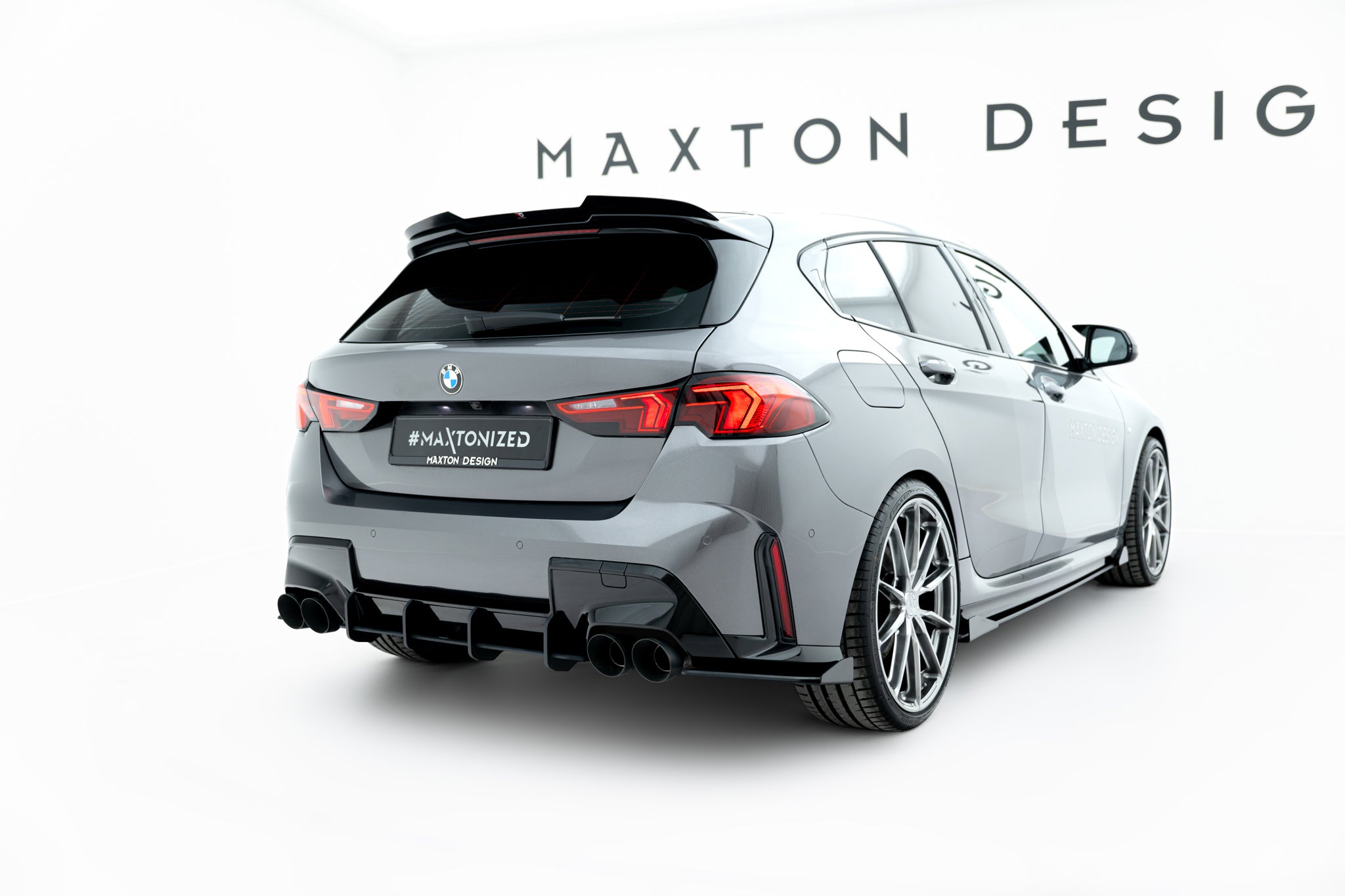 Street Pro Flaps Heckansatz V1 Diffusor + Flaps für BMW M135i F70