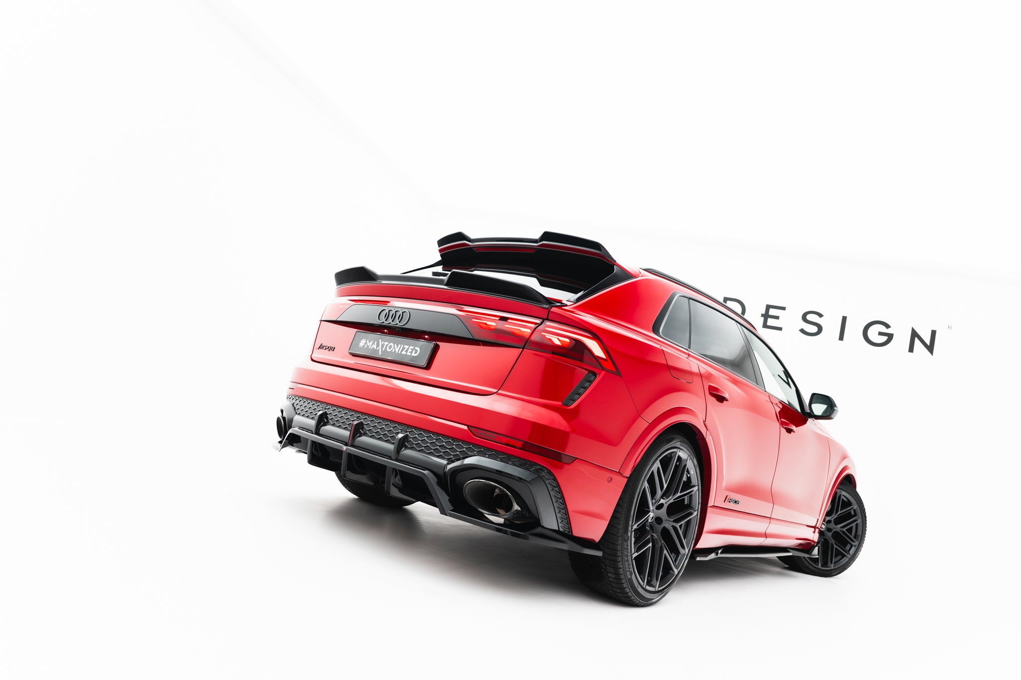 Mittlerer Cup Diffusor DTM Look Heck Ansatz für Audi RSQ8 Mk1 Facelift