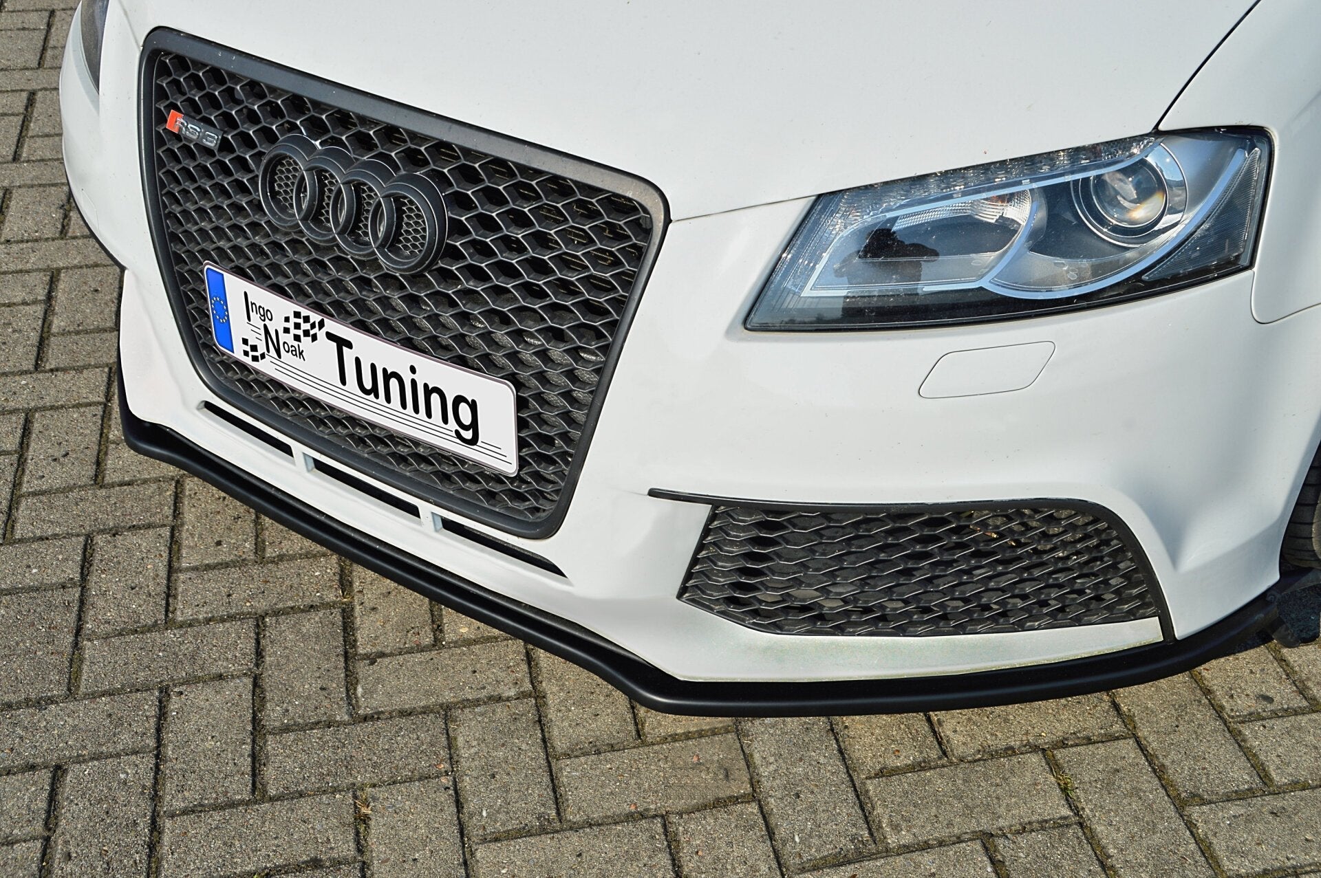 Cup Frontspoilerlippe passend für Audi RS3 8PA
