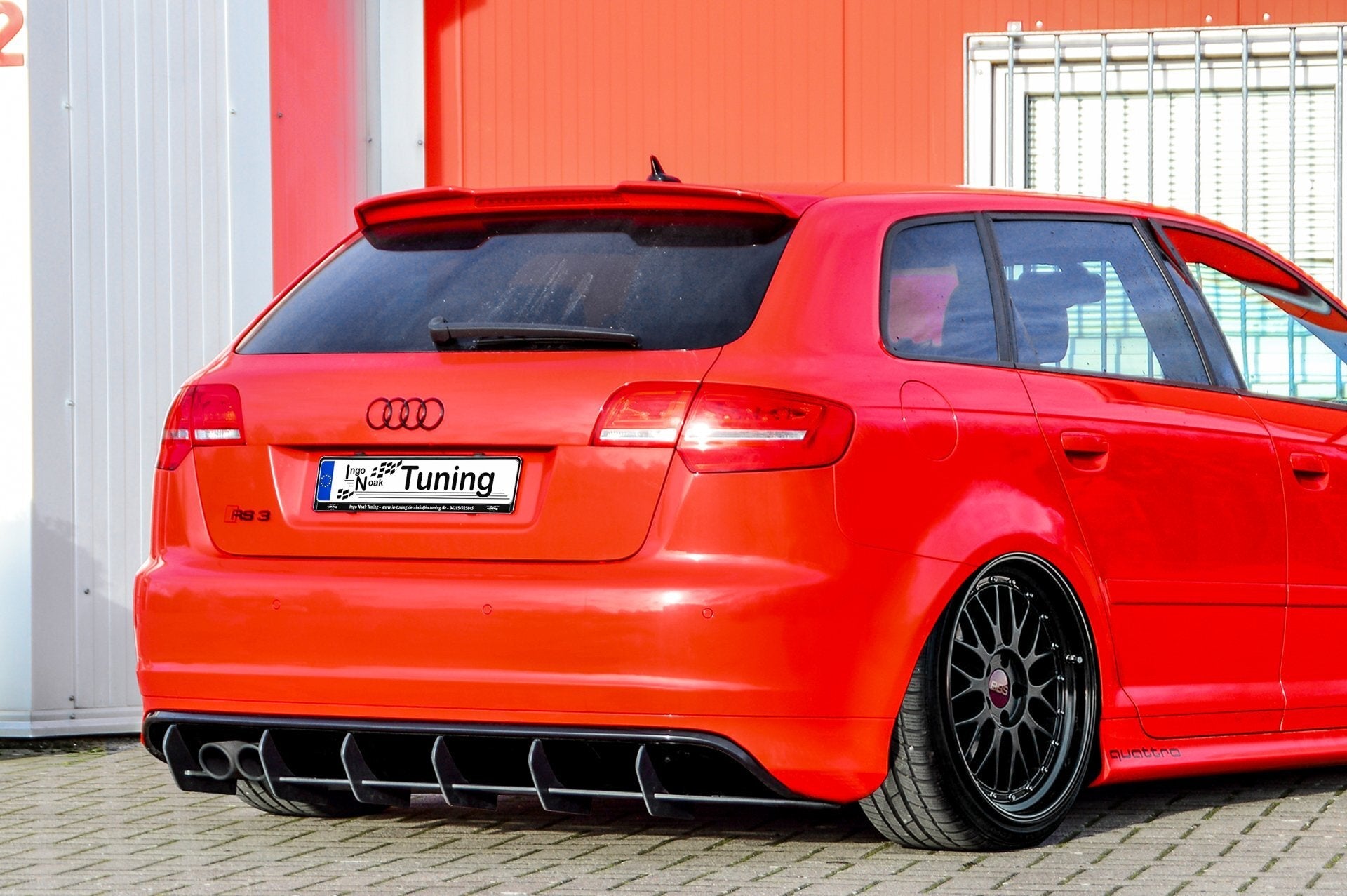 Gefräster Heckansatz V.2 mit Finnen passend für Audi RS3 8PA