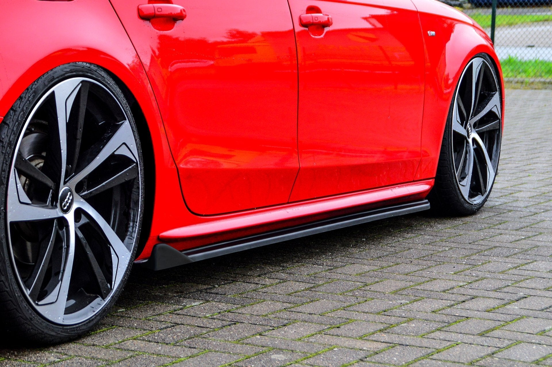 Cup 3 Seitenschweller mit Wing passend für Audi A4 B8 S-Line + S4 B8 Facelift