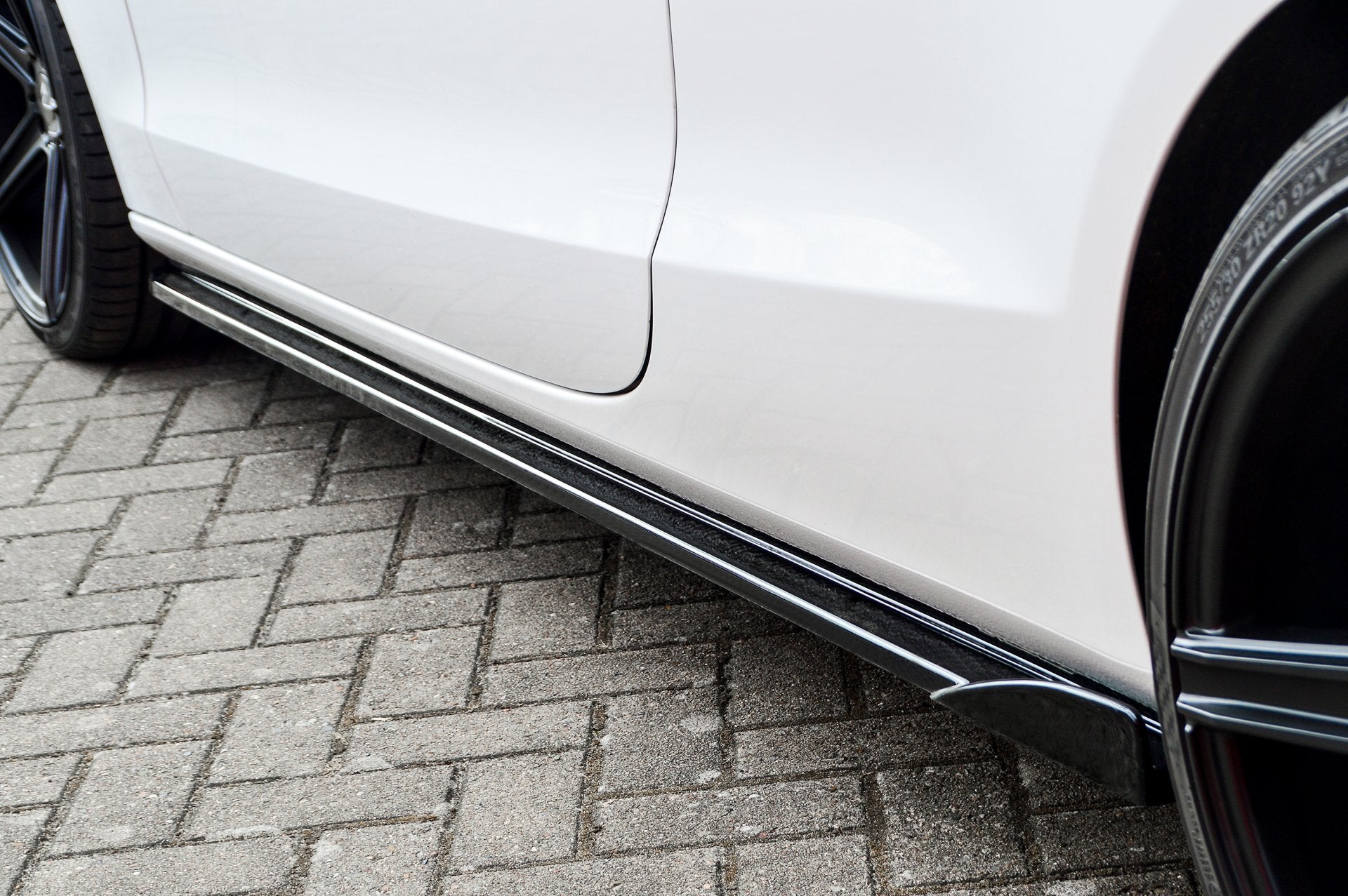 Cup Seitenschweller mit Wing passend für Audi A5 B8