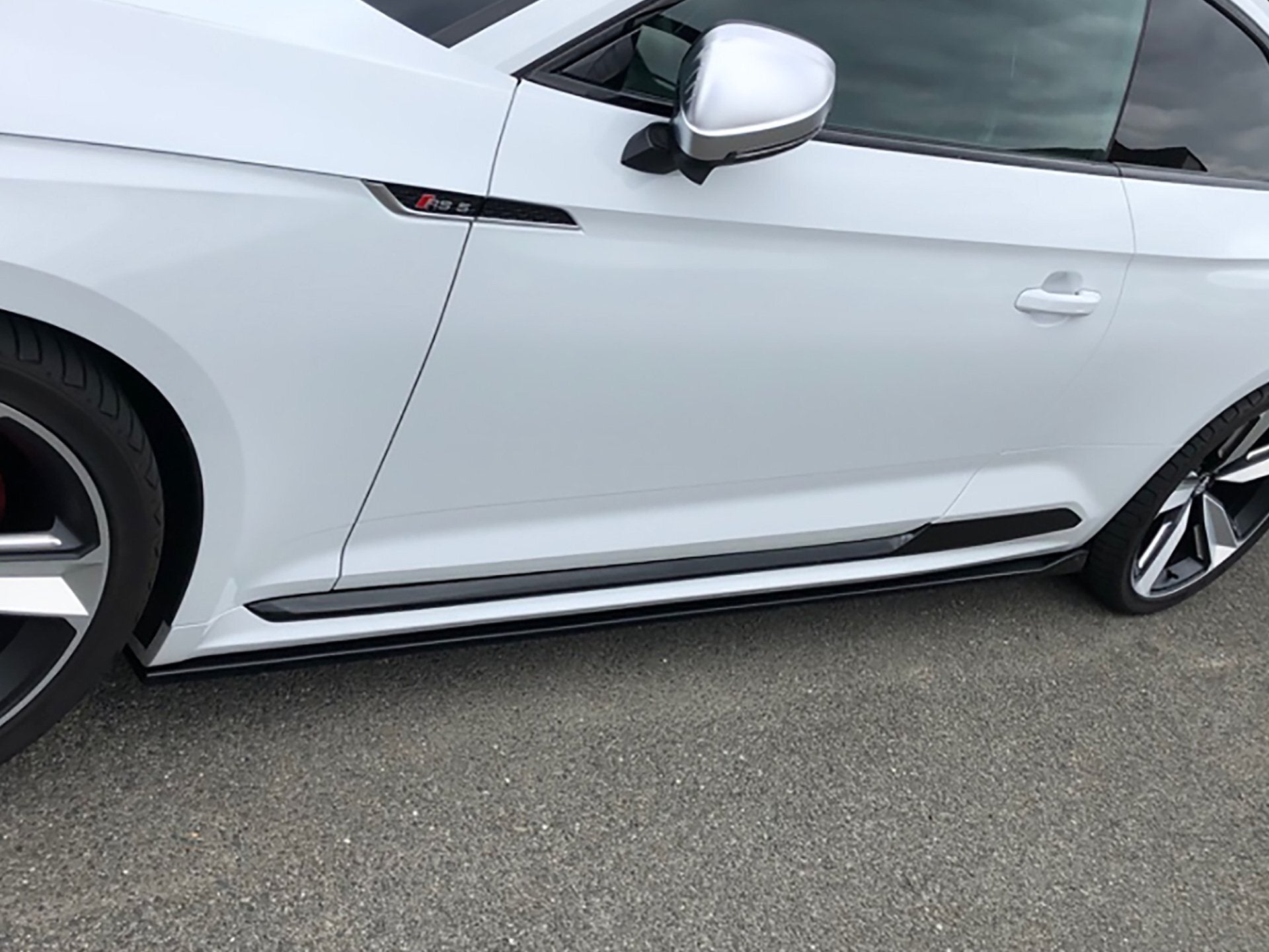 Seitenschweller im Cup 3 Look passend für Audi RS5 F5