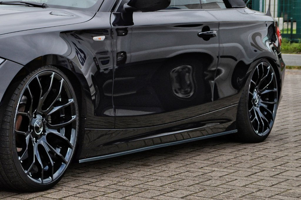 Seitenschweller im Cup Look passend für BMW 1er E81 E82 E88