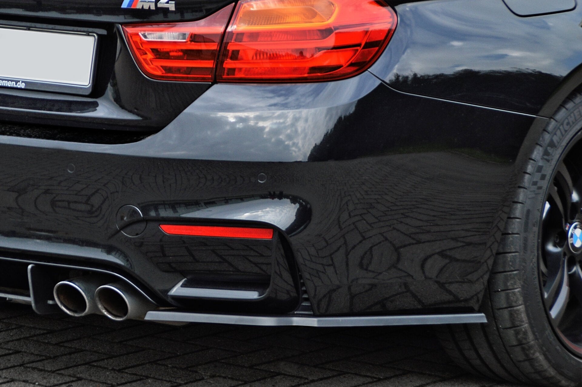 Diffusor Spoilerecken Seitenteile passend für BMW M3/M4 F80/F82/F83