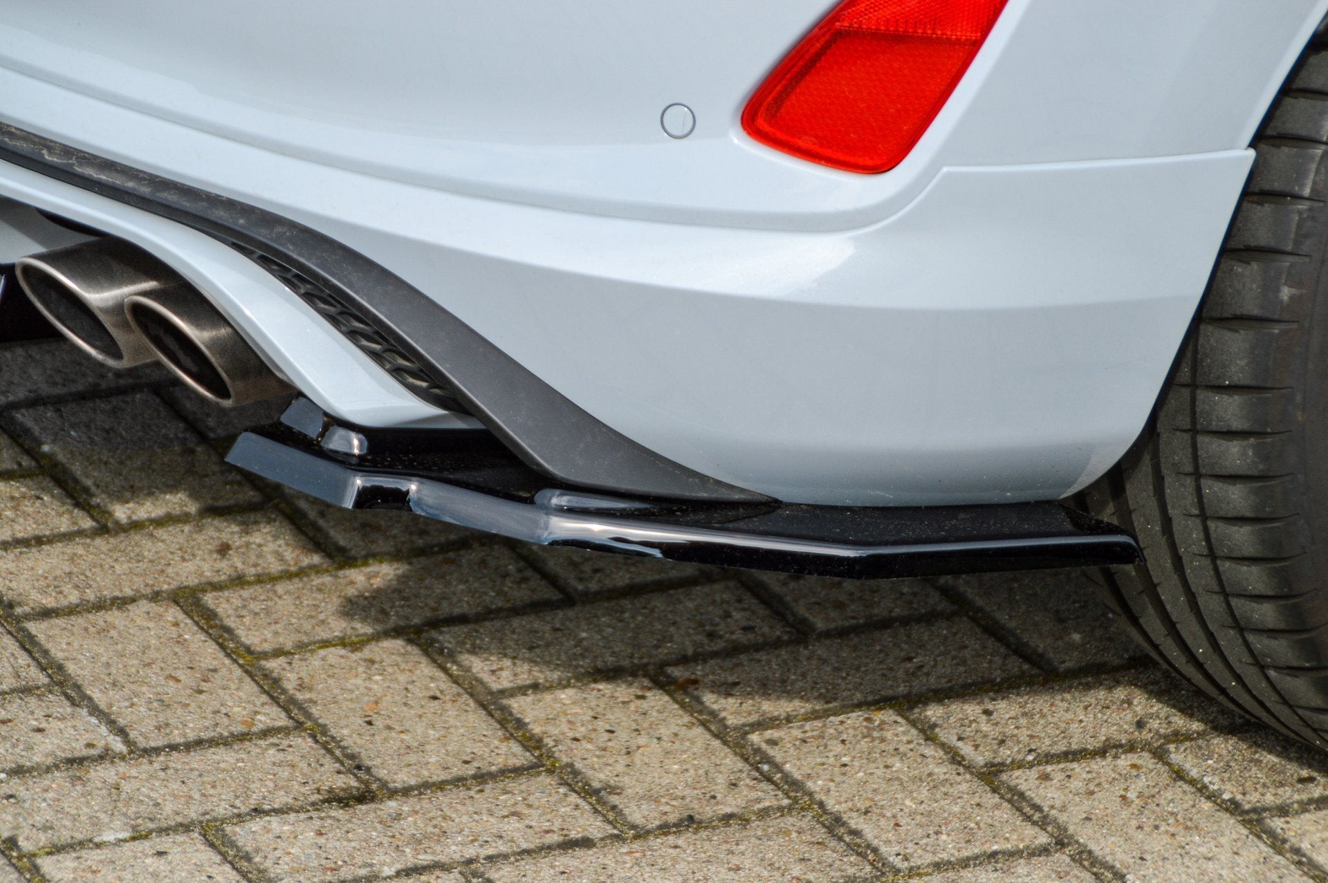 Heckansatz aus ABS passend für Ford Fiesta ST JHH