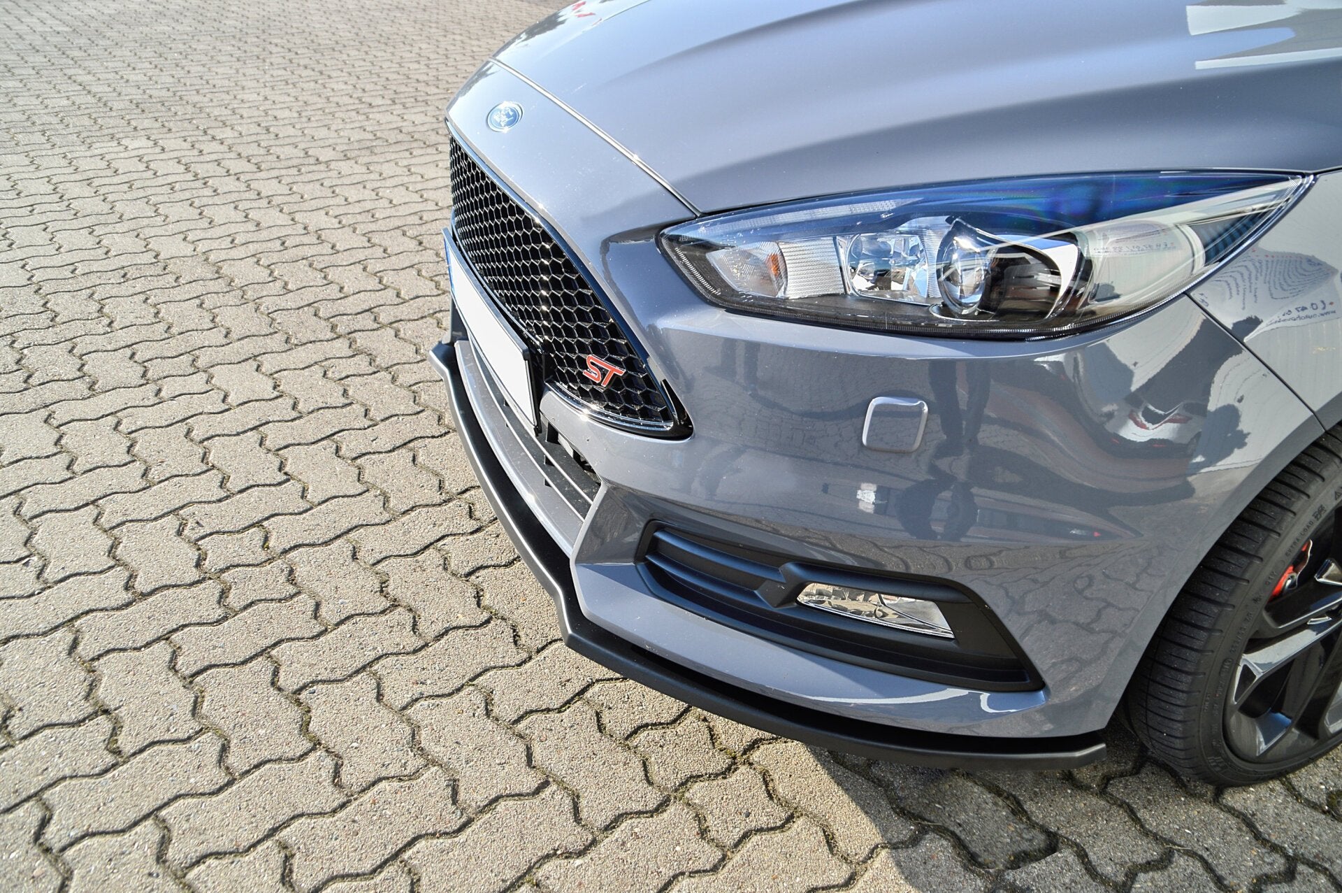 Cup Frontspoilerlippe passend für Ford Focus ST DYB