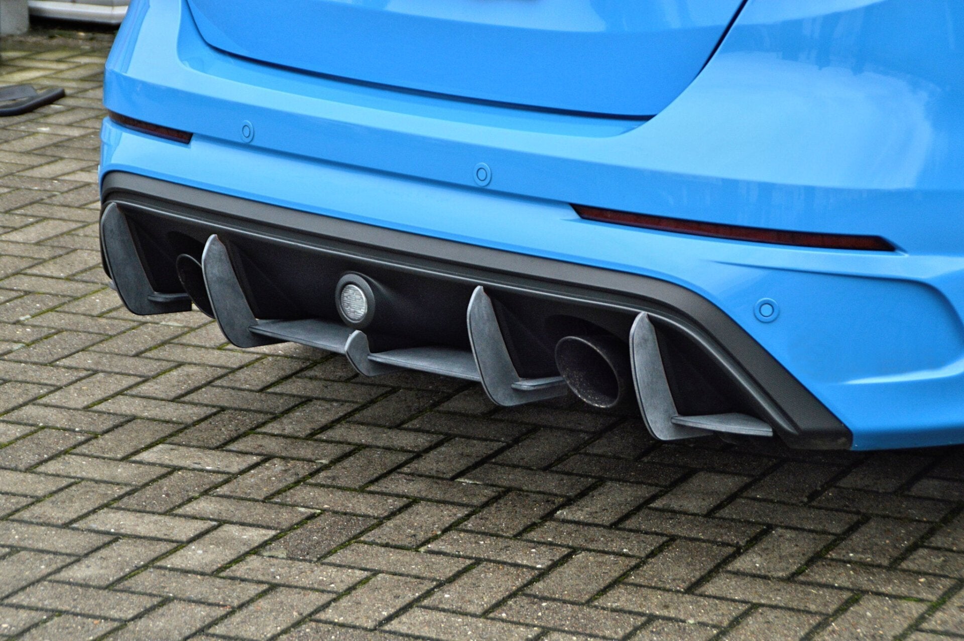 Heckansatz passend für Ford Focus RS DYB in Race Track Optik