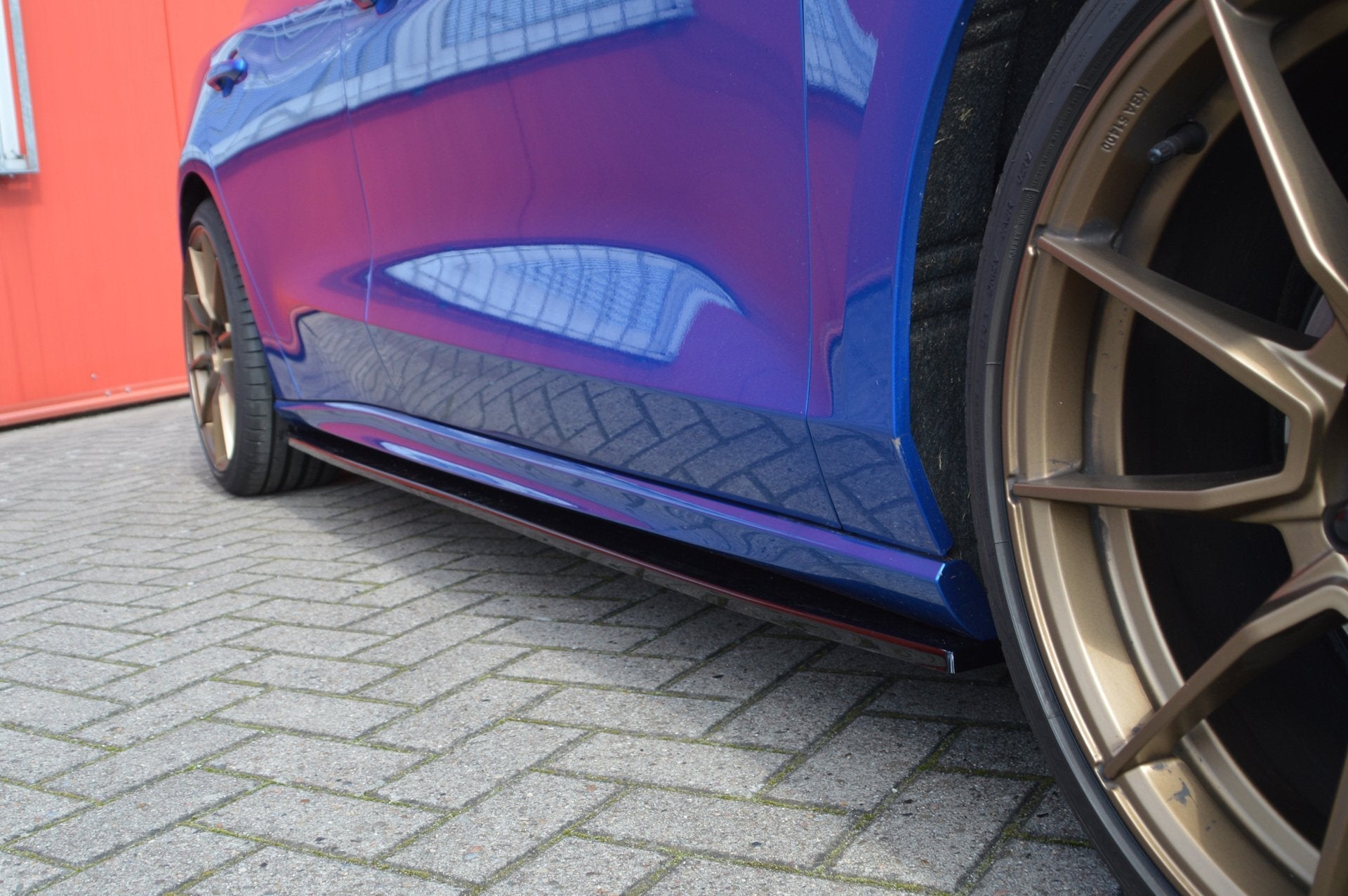 Cup 3 Seitenschweller passend für Ford Focus DEH ST-Line
