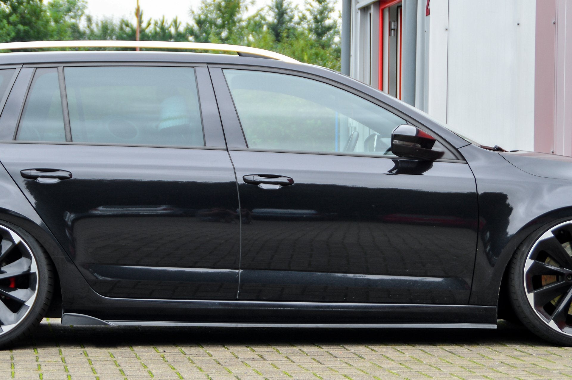 Cup Seitenschweller mit Wing passend für Hyundai I30 N-Line Fastback
