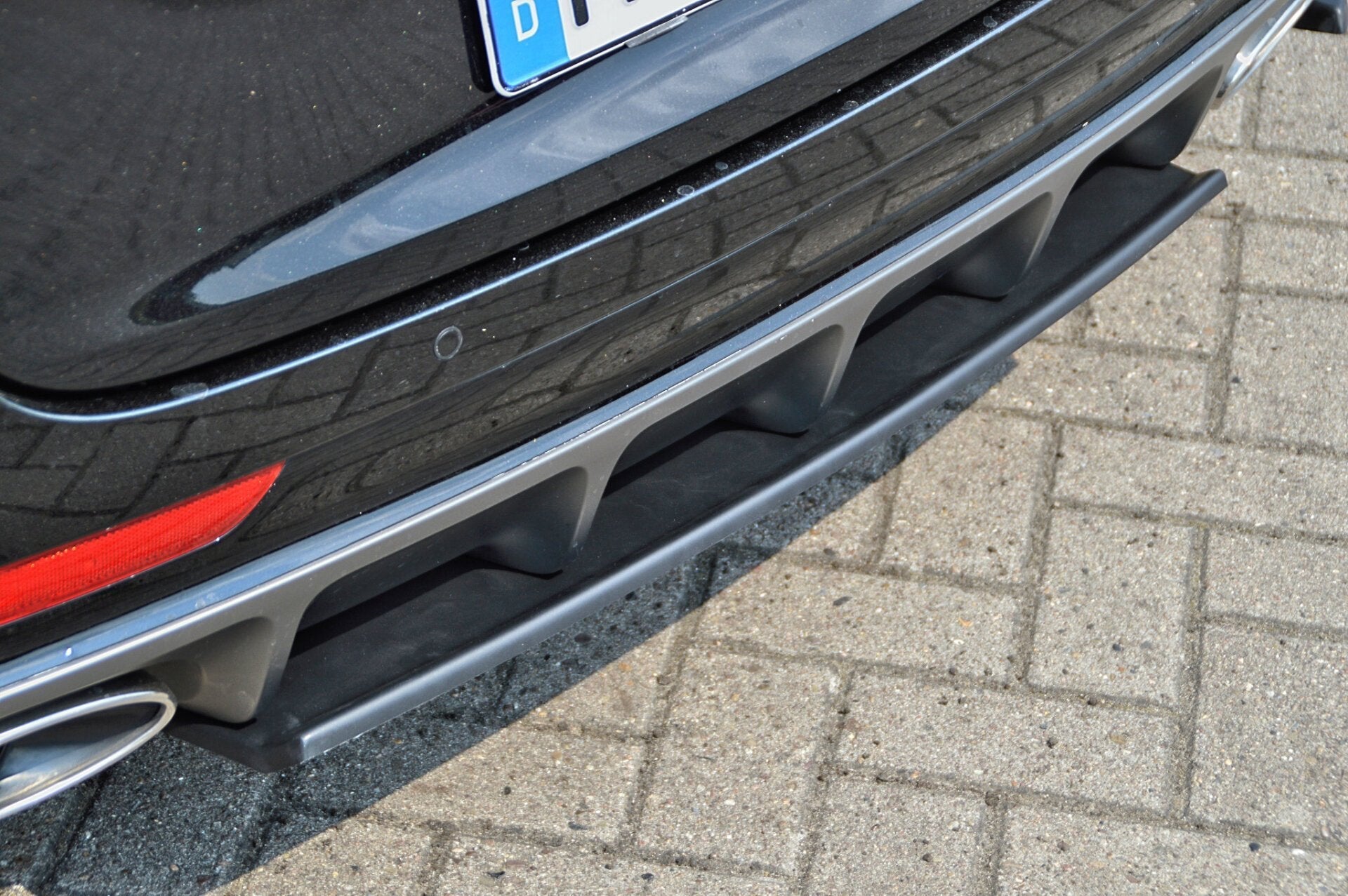 Heckansatz Mittelteil passend für Kia Optima JF Sportswagon ABS