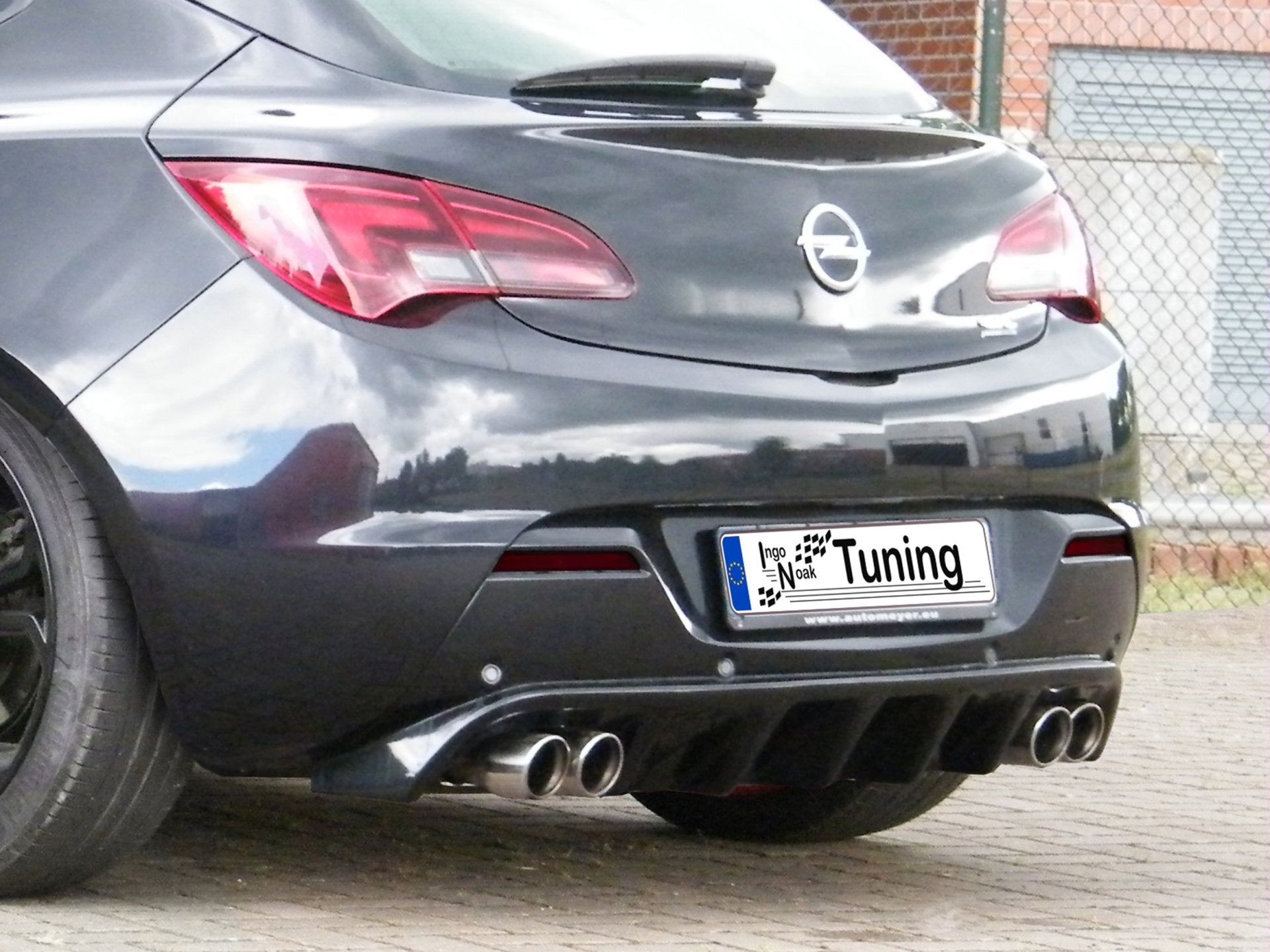 Heckdiffusor für Fahrzeuge mit Einparkhilfe passend für Opel Astra J GTC