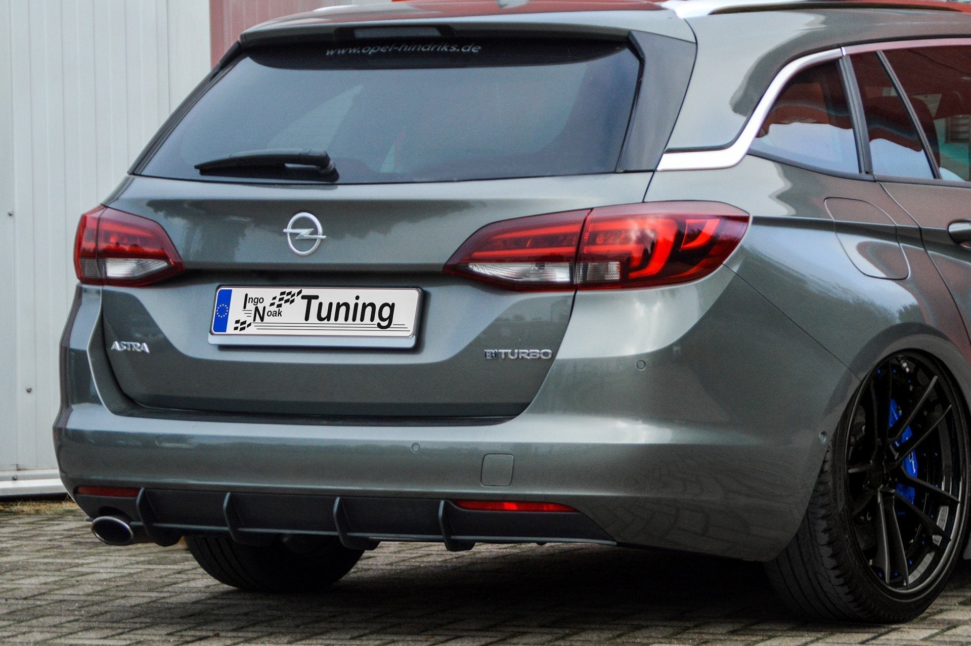 Gefräster Heckansatz passend für Opel Astra K Sportstourer