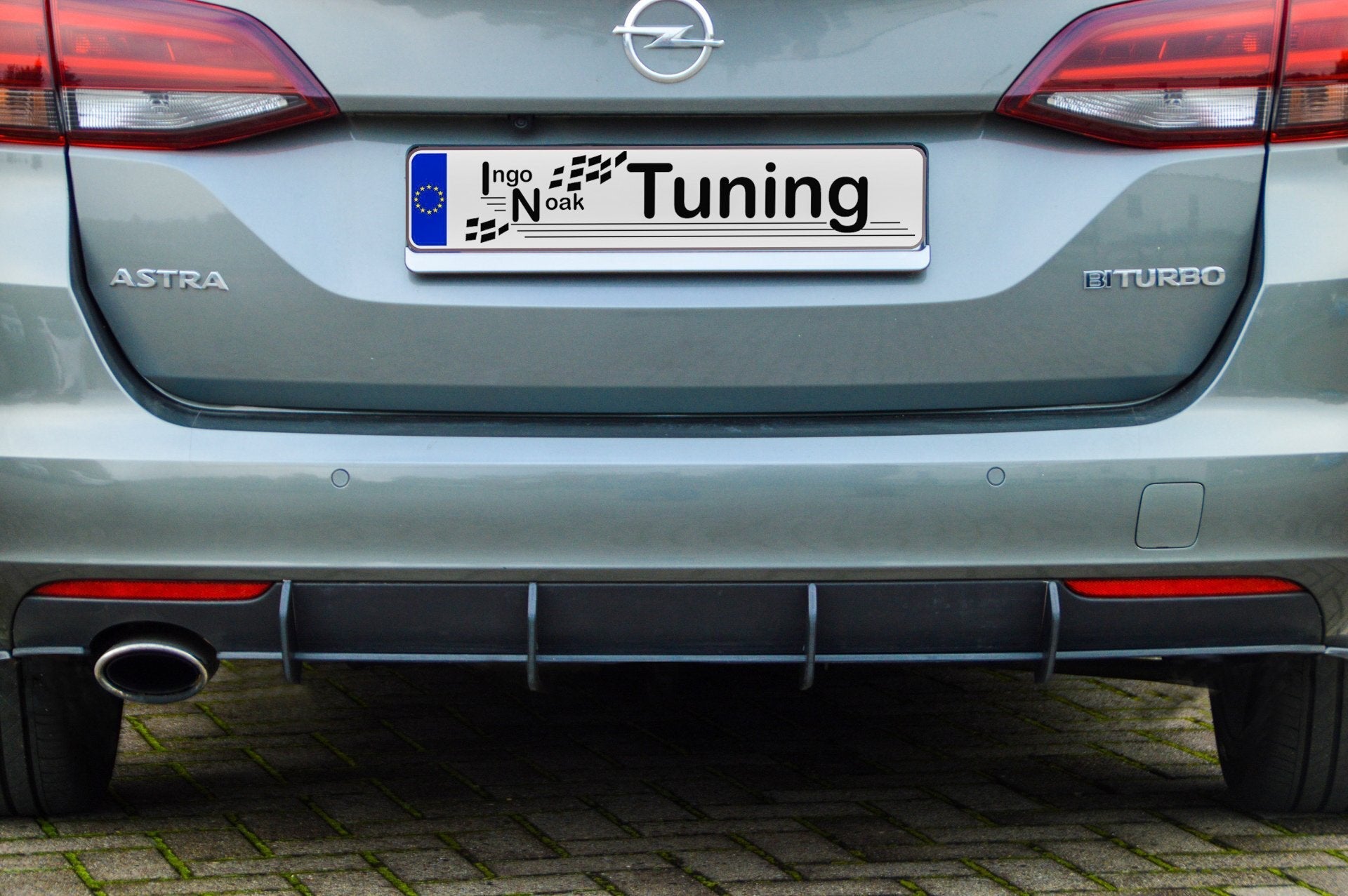 Gefräster Heckansatz passend für Opel Astra K Sportstourer