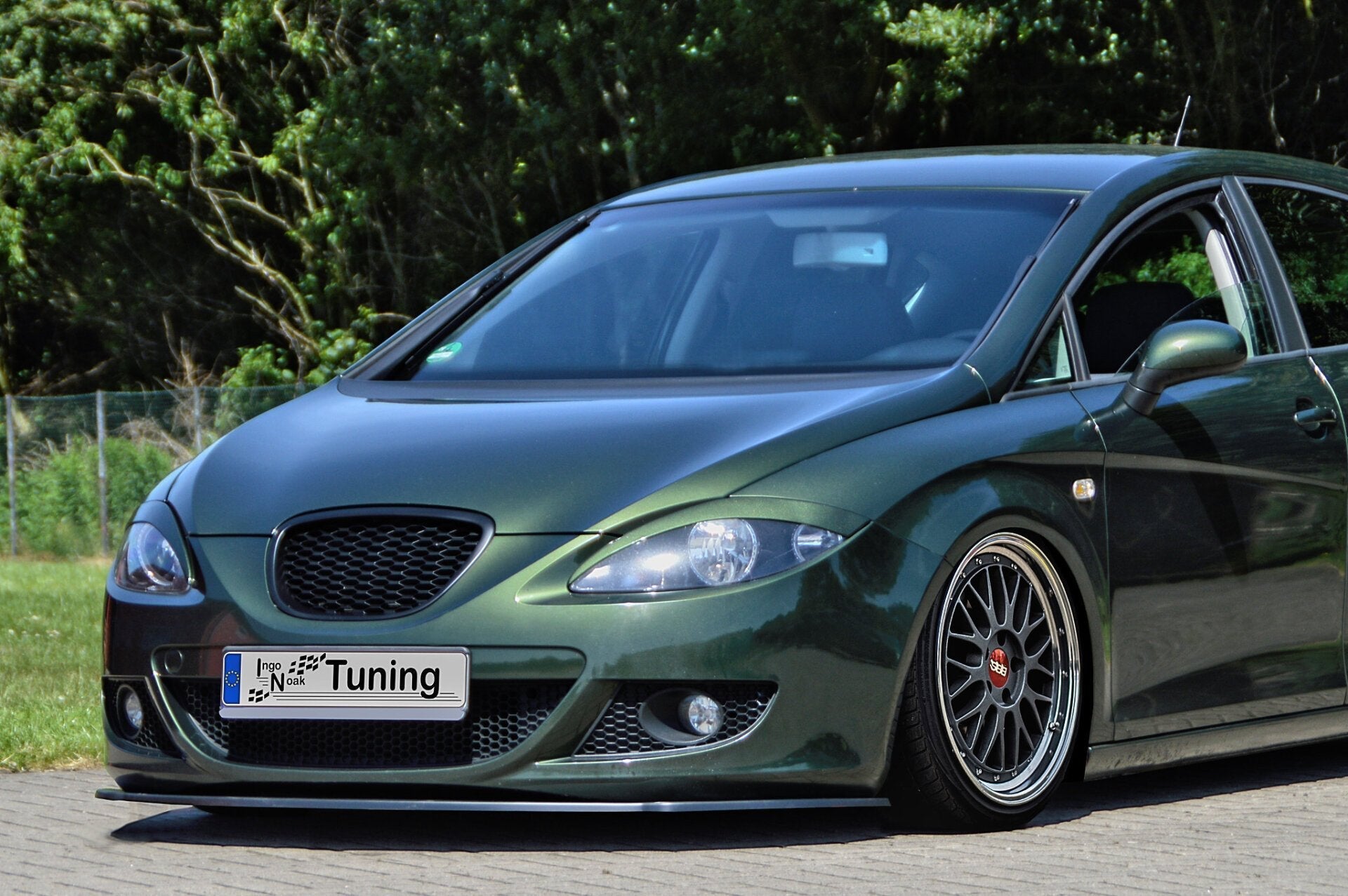 Cuplippe Frontspoilerlippe Spoilerschwert passend für Seat Leon 1P