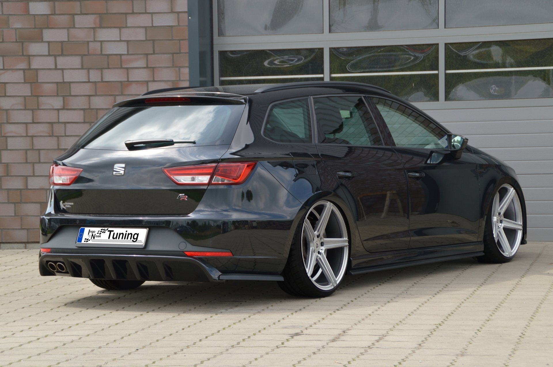 Heckansatz inkl. Seitenteilen passend für Seat Leon 5F ST