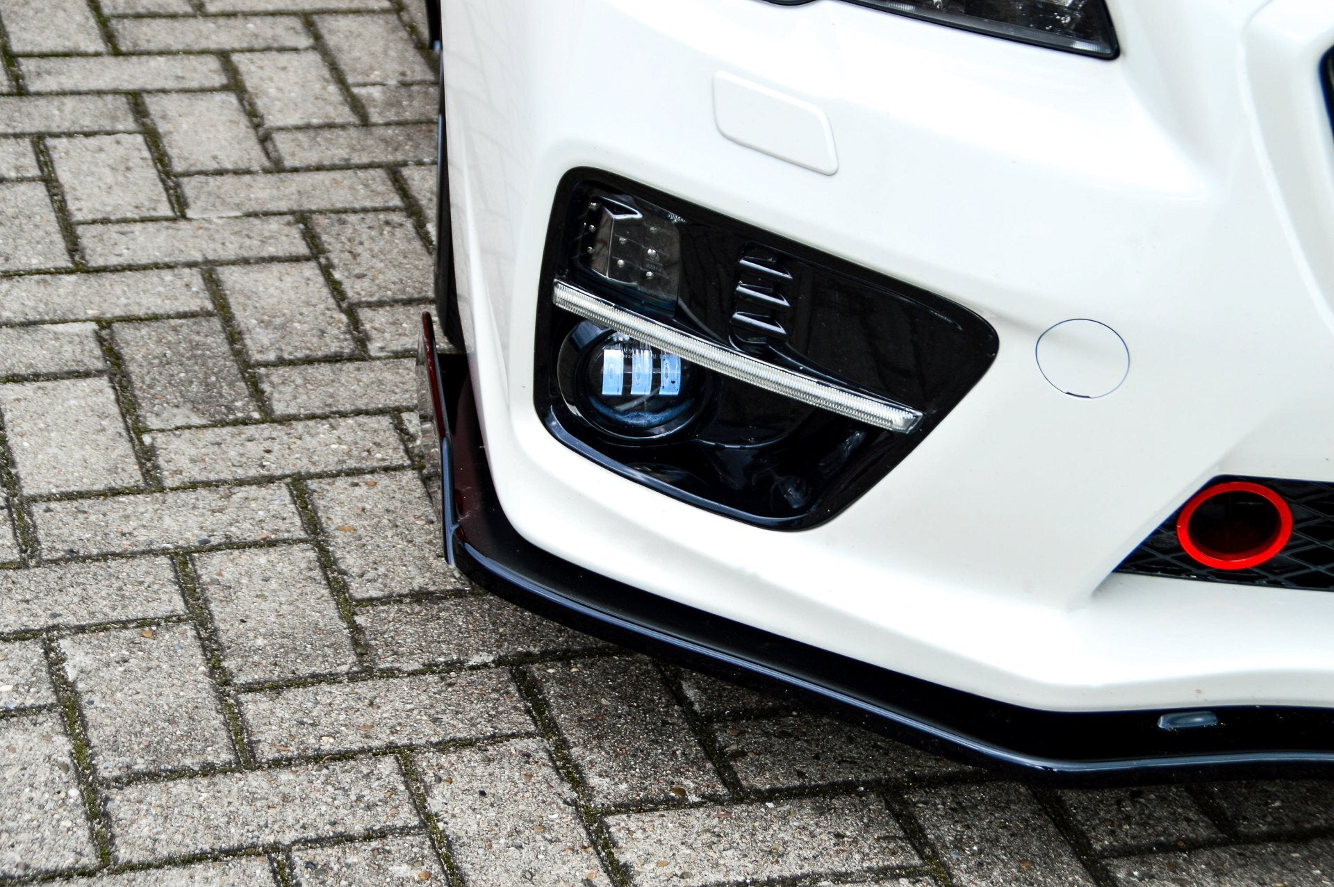 Cup Frontspoilerlippe mit Wing passend für Subaru Impreza WRX STI