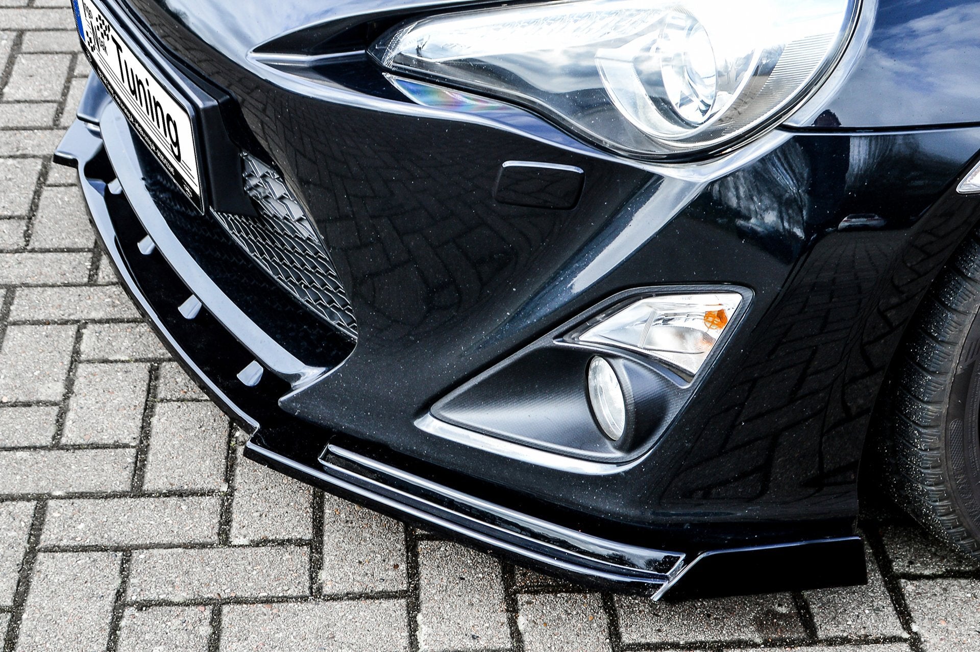 Cup Frontspoilerlippe mit Wing passend für Toyota GT86