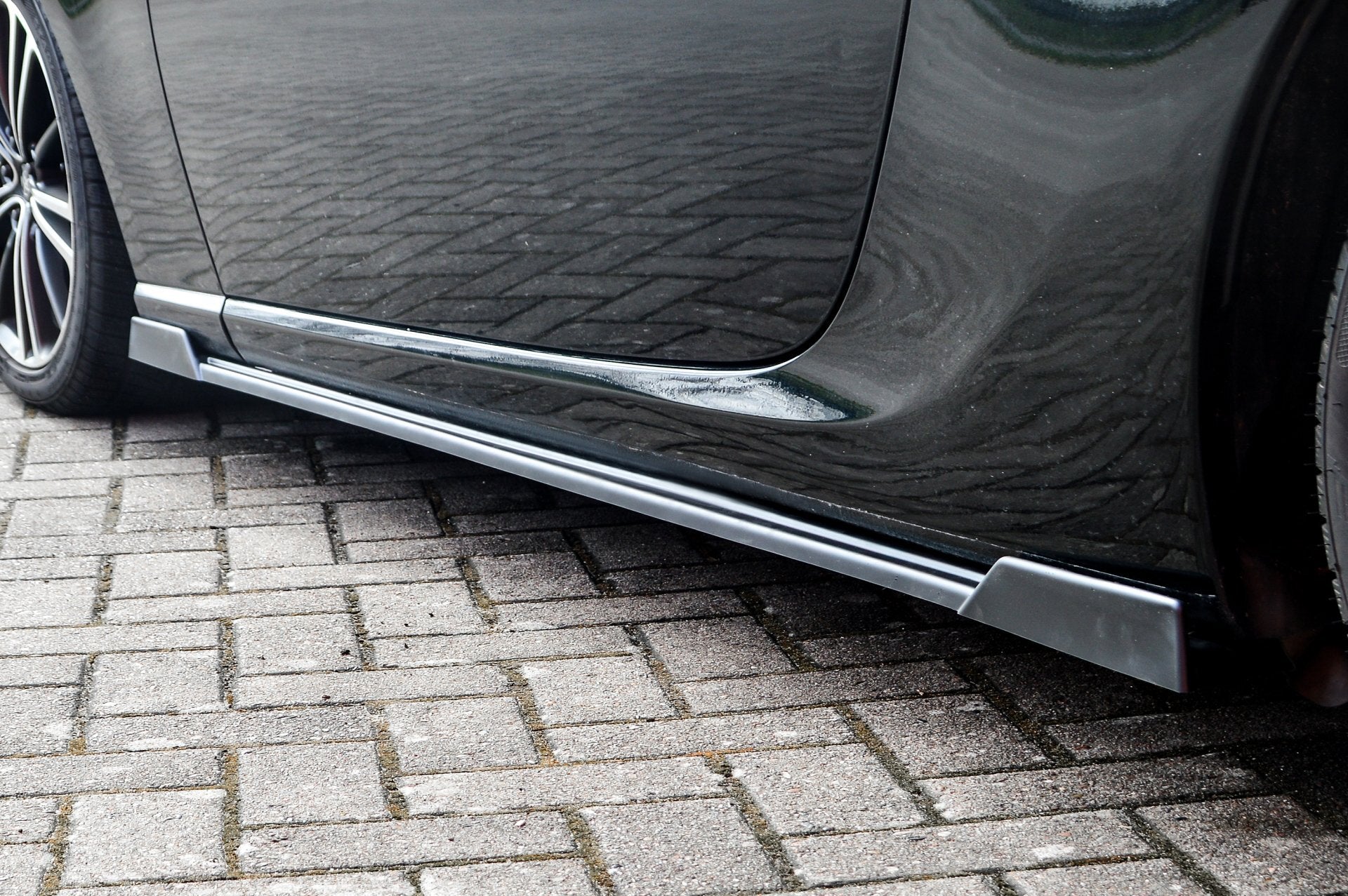 Seitenschweller mit Wing vorne und hinten passend für Toyota GT86