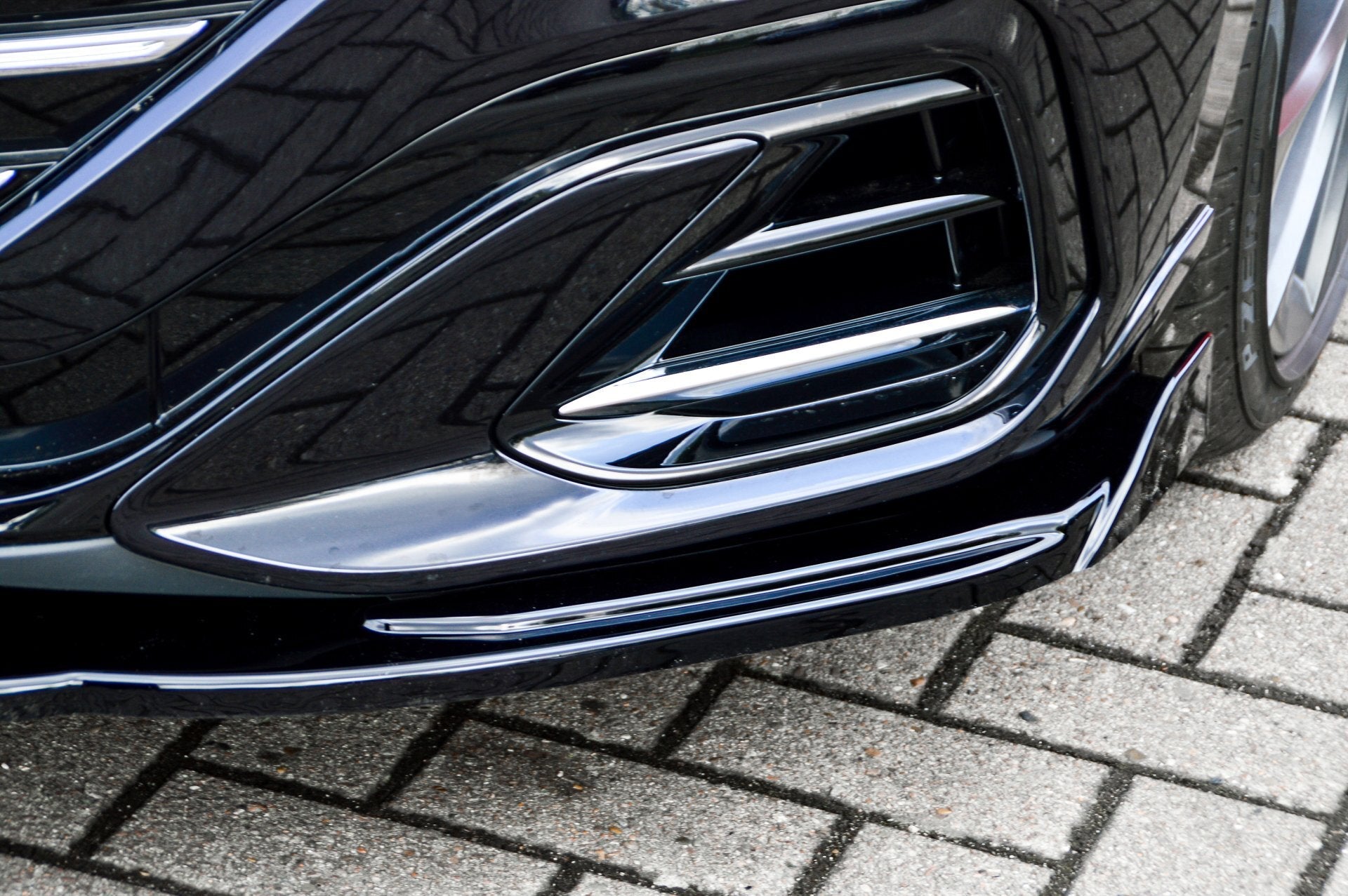 Cup Frontspoilerlippe mit Wing passend für VW Arteon R-Line inkl-Shooting Break
