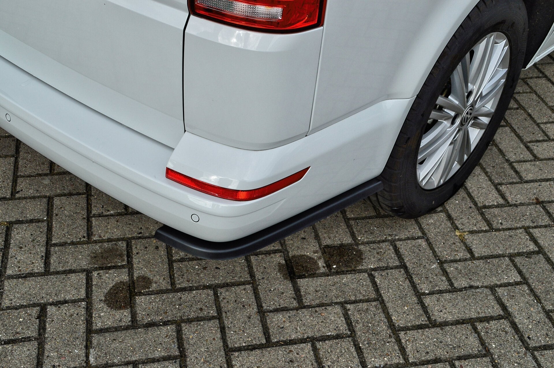 Heckansatz 2 tlg. passend für VW Bus T5