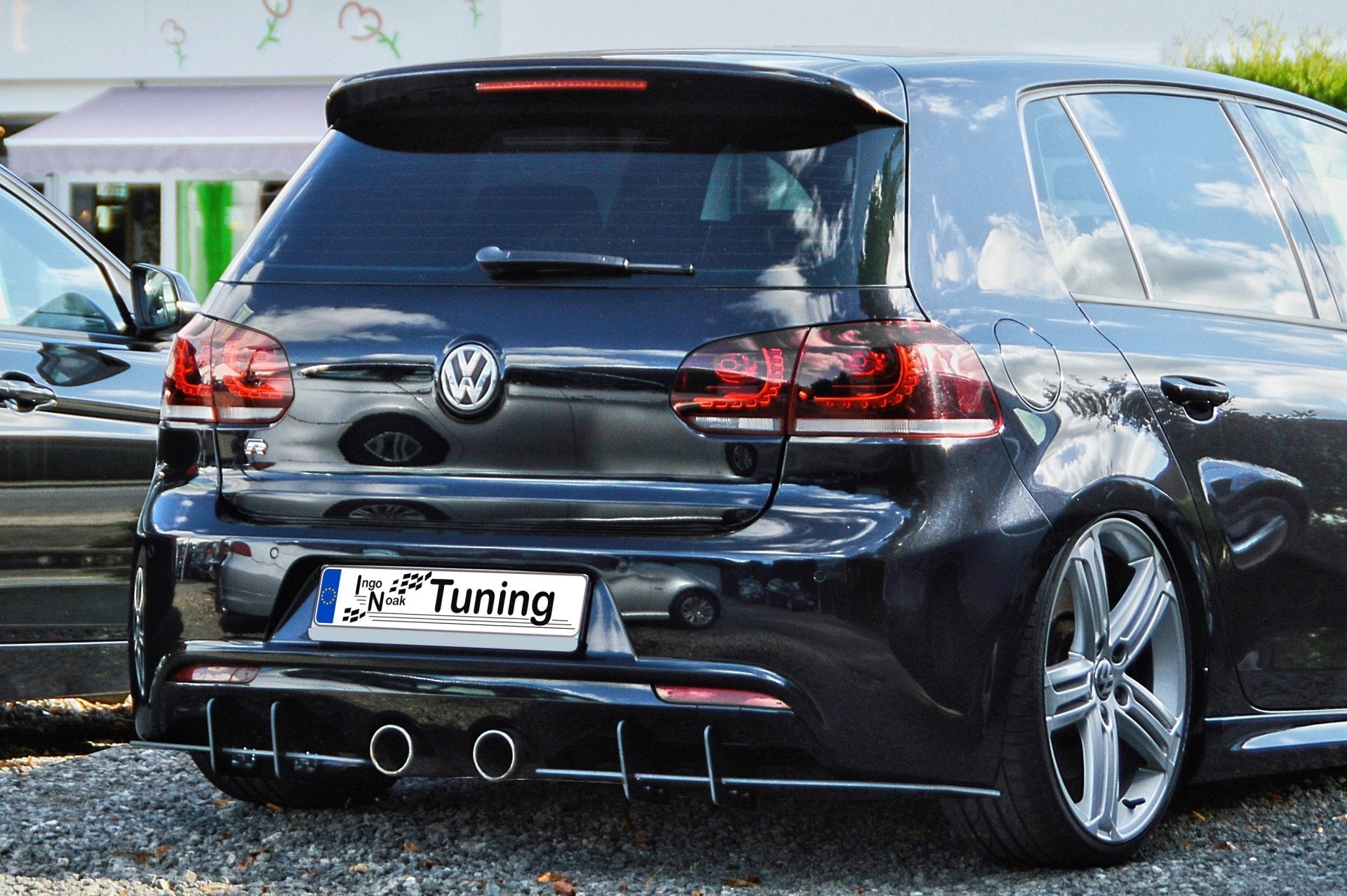 Gefräster Heckansatz mit Finnen passend für VW Golf 6R 1K