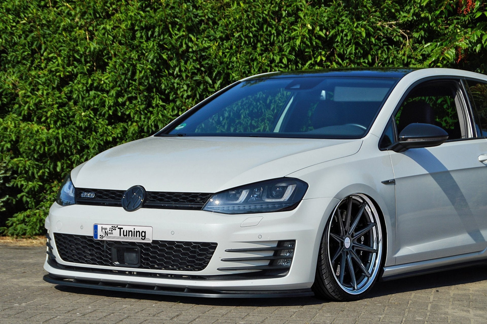 Cup Frontspoilerlippe passend für VW Golf 7 GTI + GTD AU