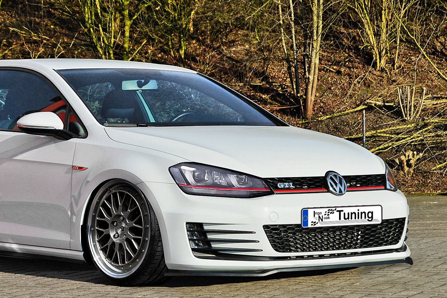 Cup Frontspoilerlippe V.2 passend für VW Golf 7 GTI + GTD AU