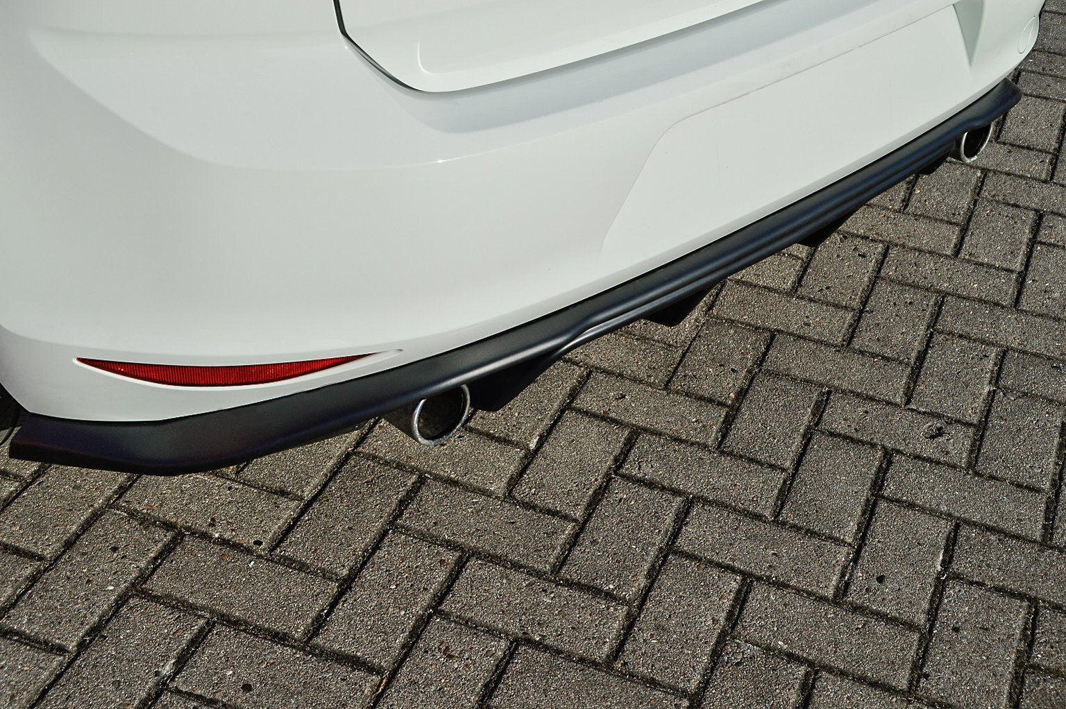 Heckdiffusor Einsatz passend für VW Golf 7 GTI + GTD