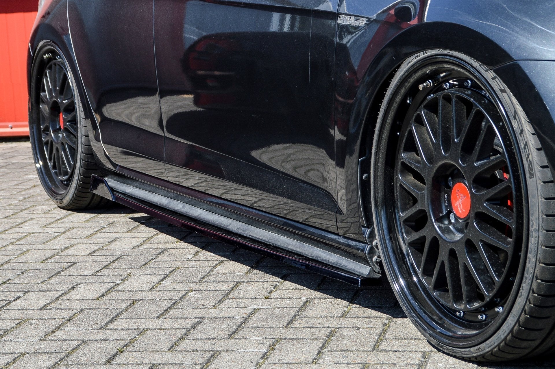 Seitenschweller im Cup 3 Look passend für VW Golf 7R+R-Line Facelift