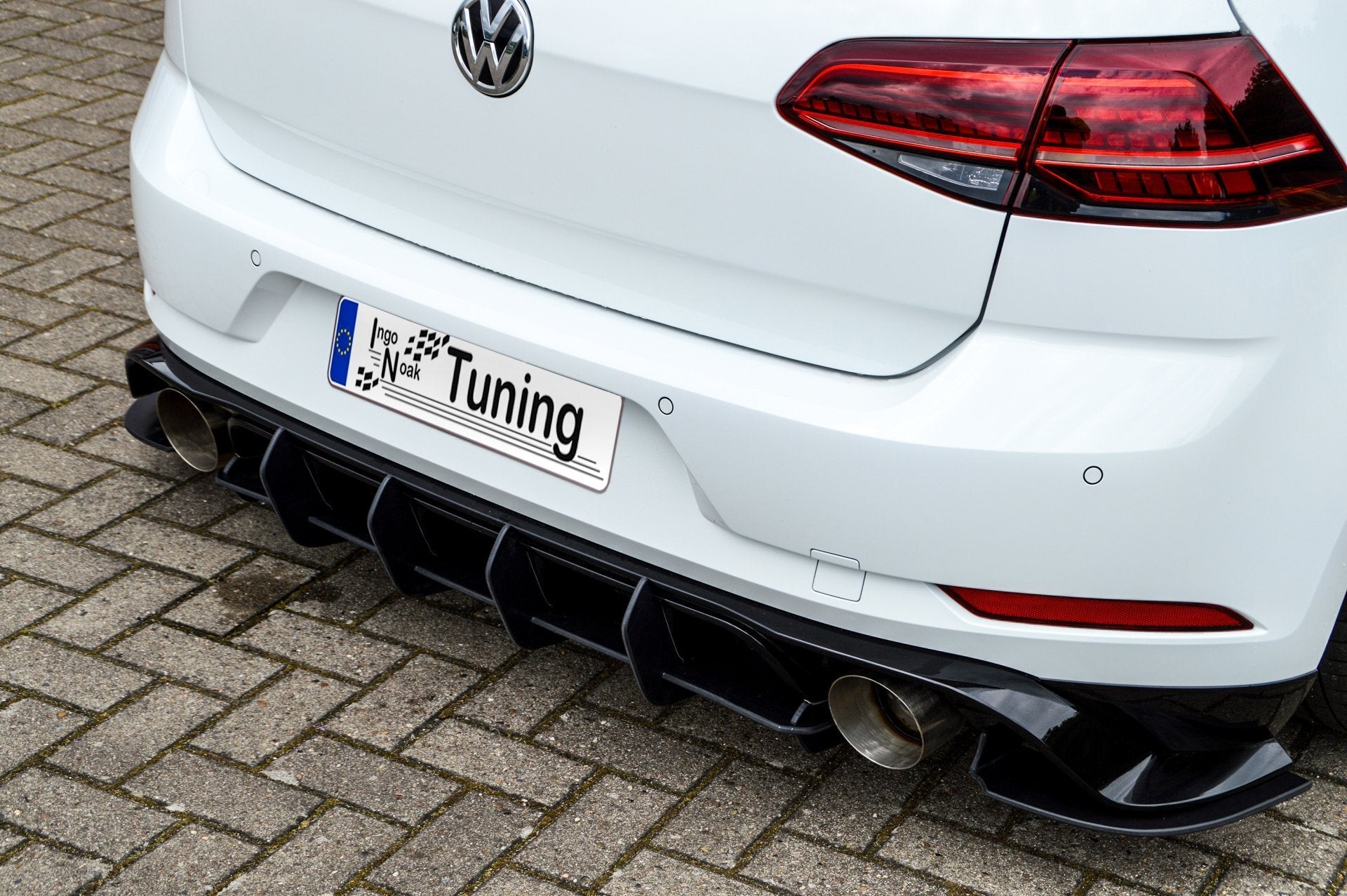 Racing Heckansatz Diffusor mit Seitenteilen passend für VW Golf 7 GTI TCR