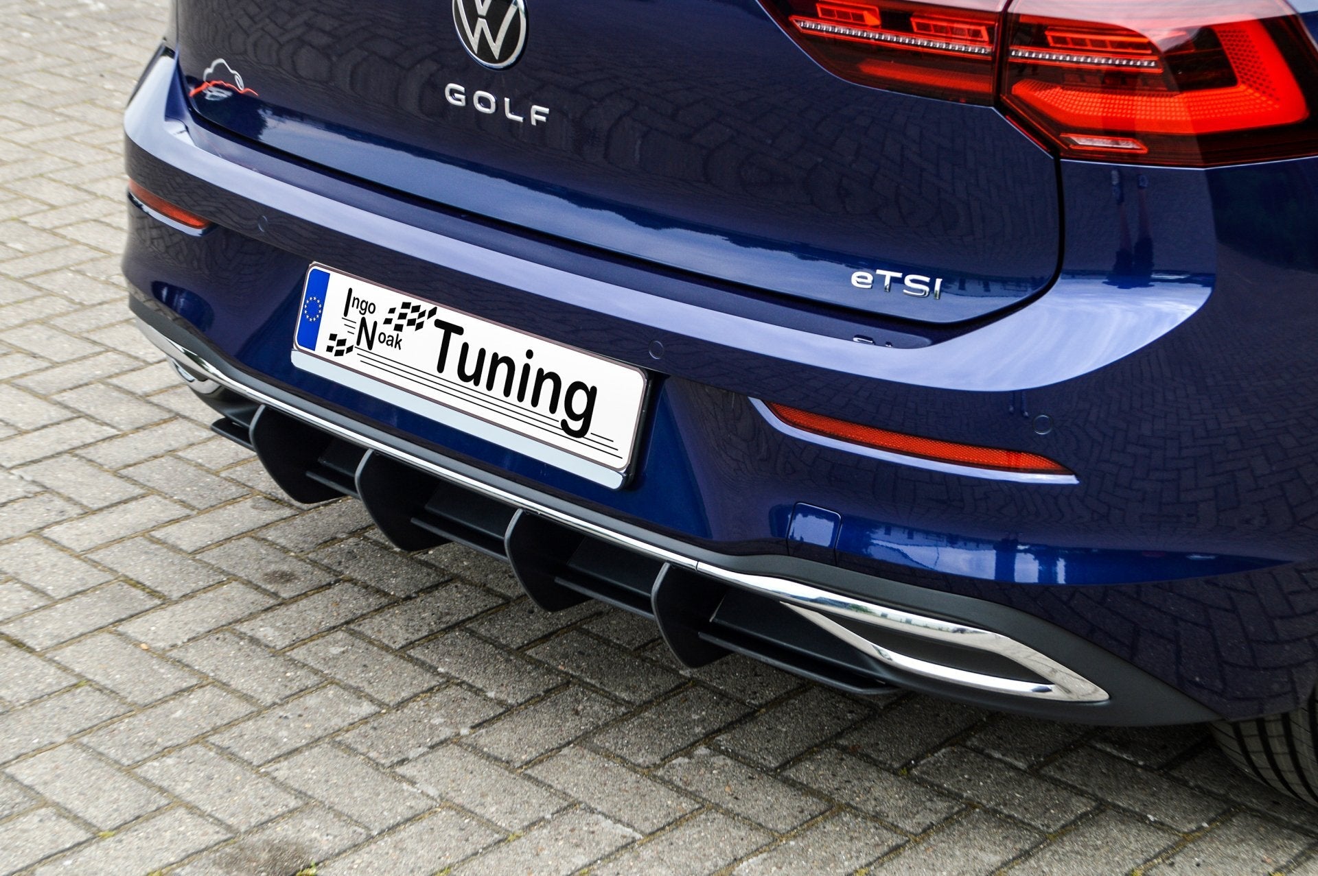Gefräster Heckansatz mit Seitenteilen passend für VW Golf 8