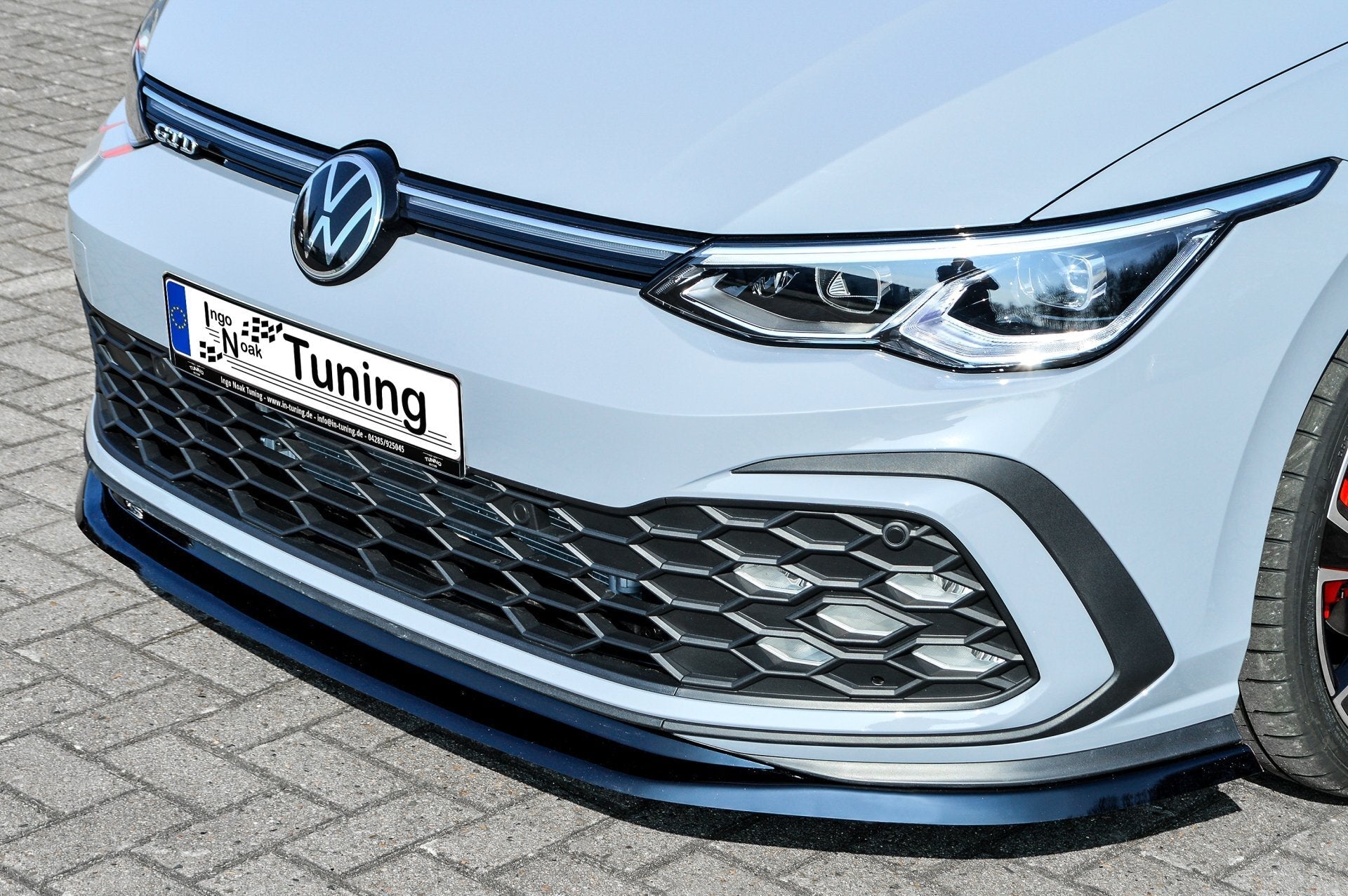 Cup Frontspoilerlippe V.2 passend für VW Golf 8 GTI + GTD