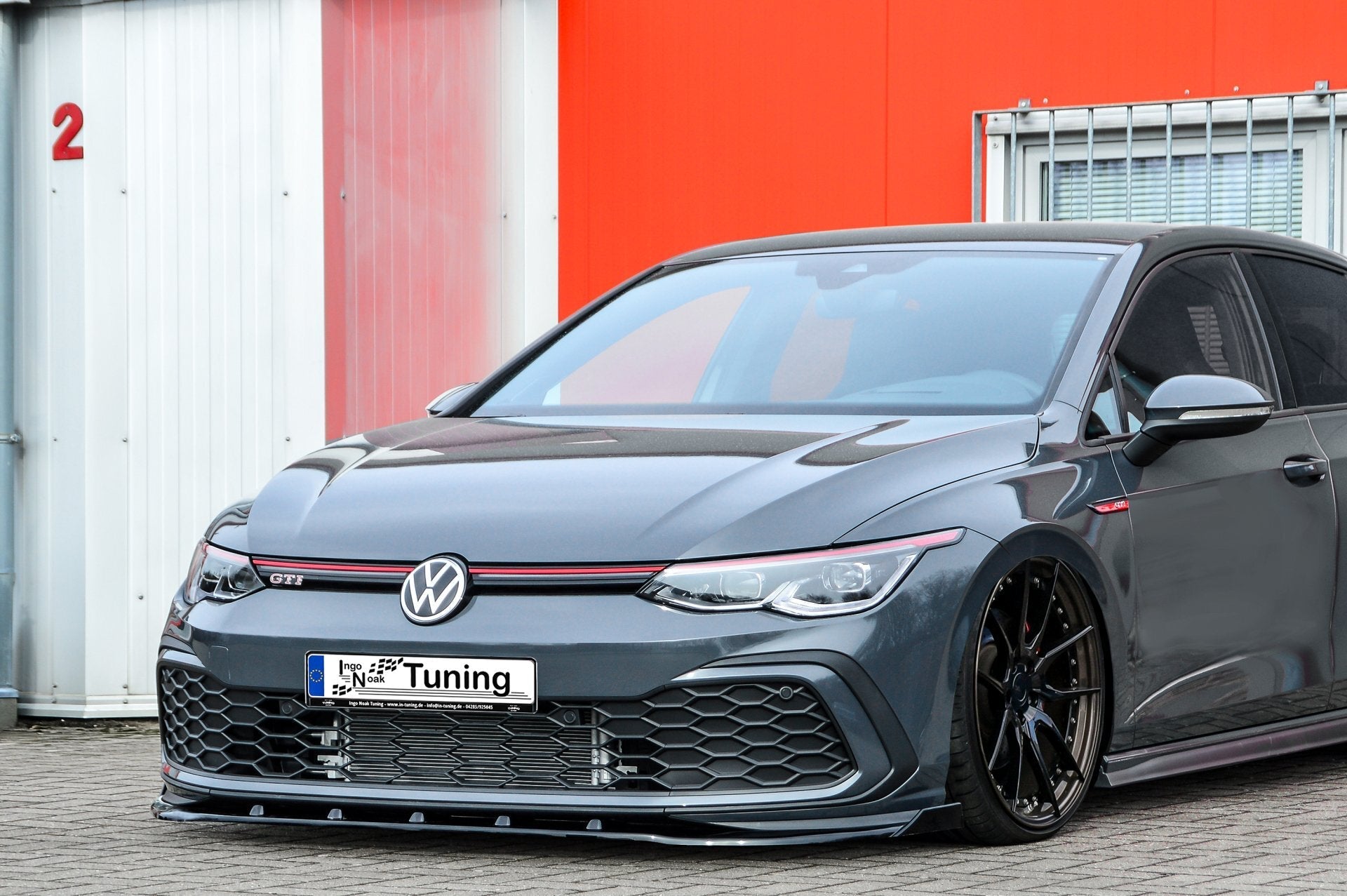 Cup Frontspoilerlippe mit Wing passend für VW Golf 8 GTI + GTD