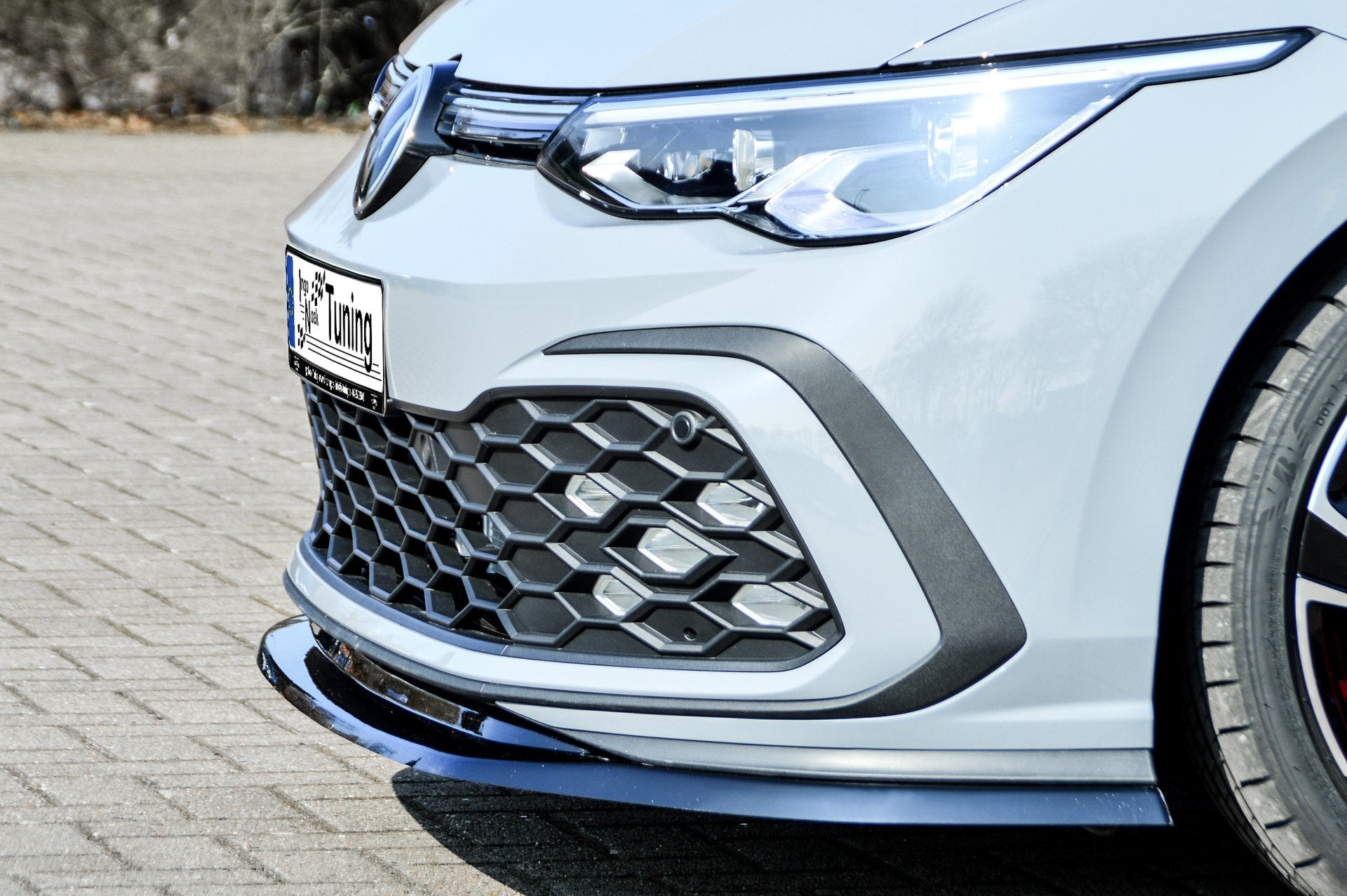 Cup Frontspoilerlippe V.2 passend für VW Golf 8 GTI + GTD