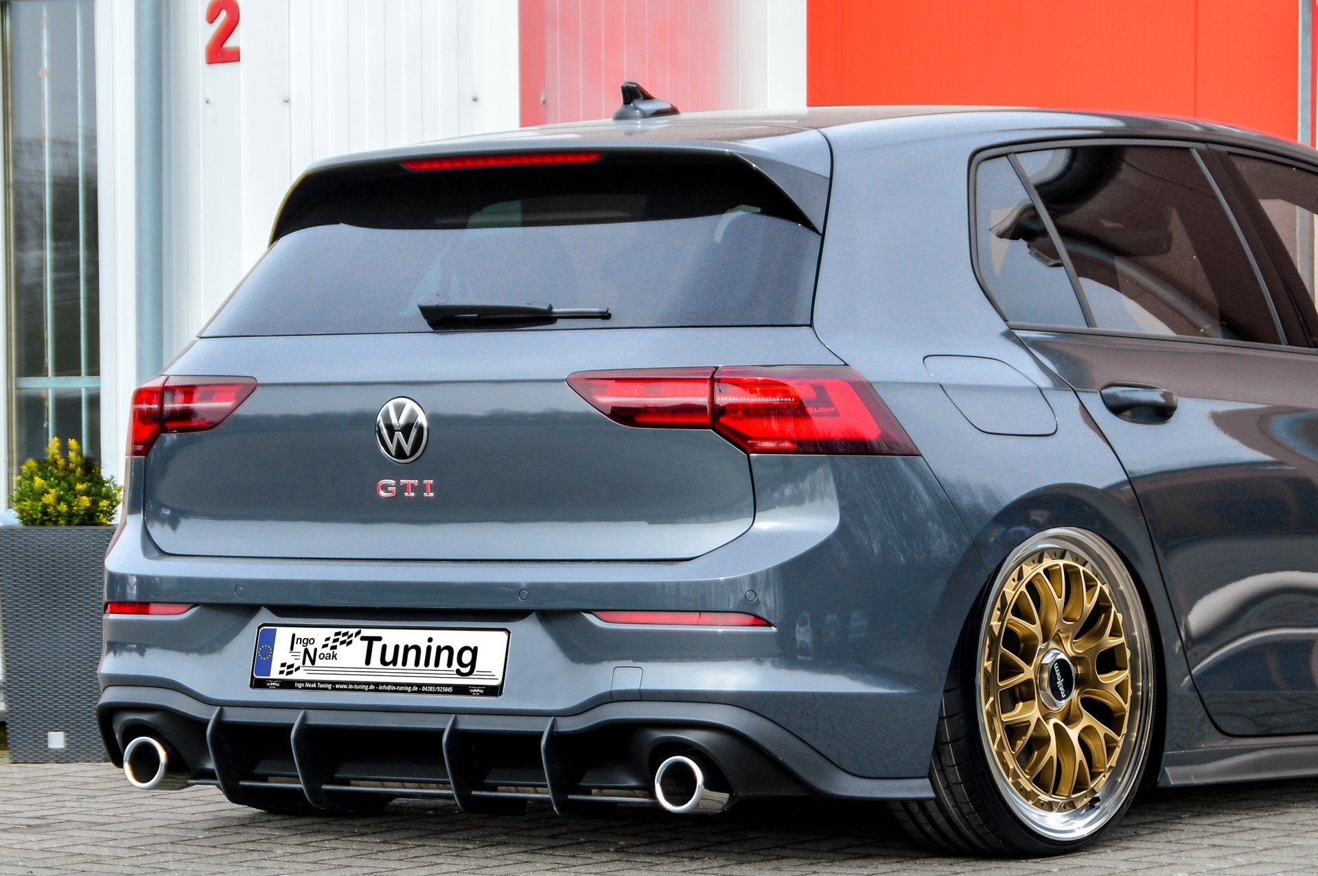 Gefräster Heckansatz Diffusor passend für VW Golf 8 GTI
