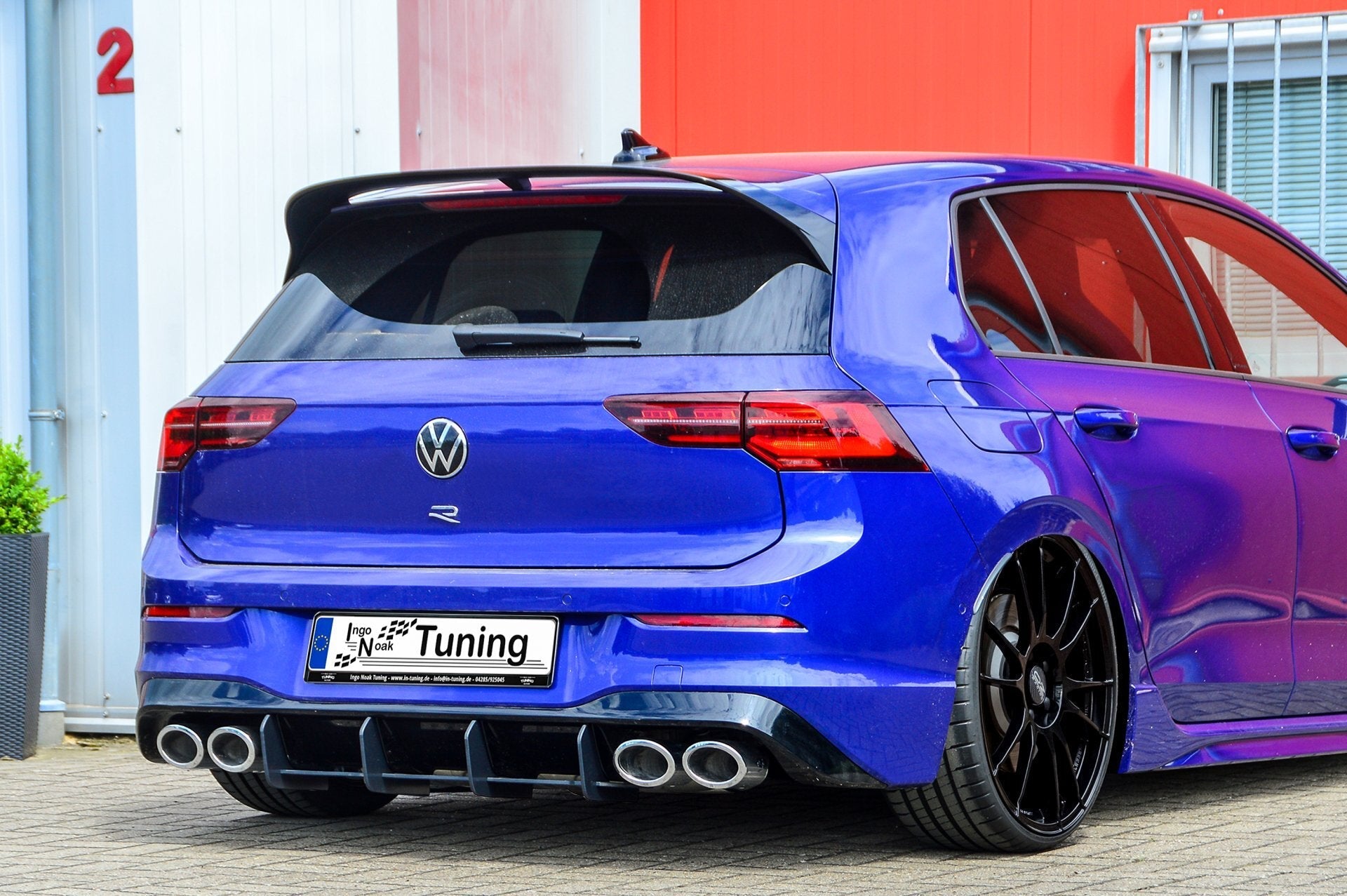 Gefräster Heckansatz Diffusor passend für VW Golf 8 R