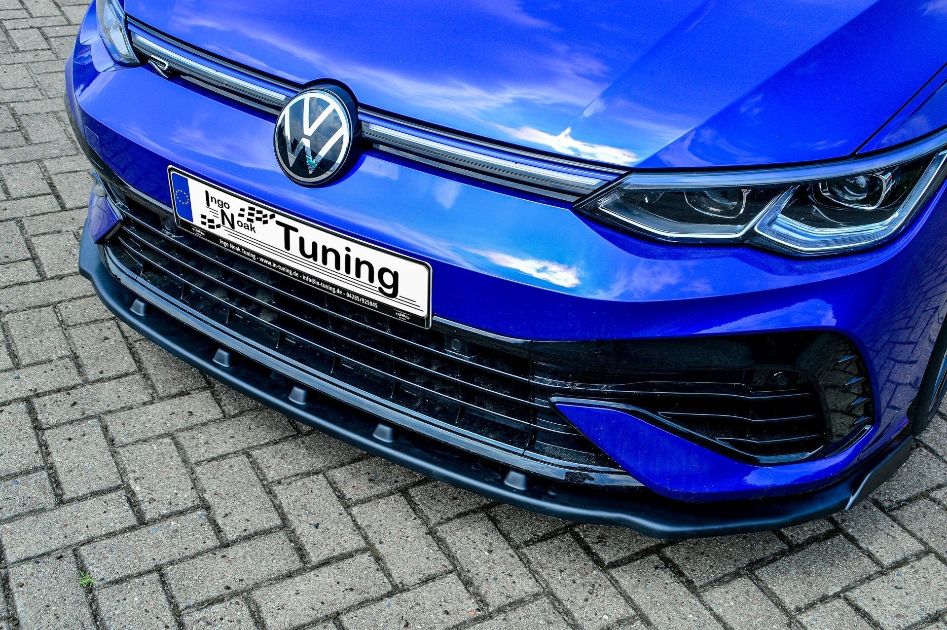 Cup Frontspoilerlippe mit Wing passend für VW Golf 8 R