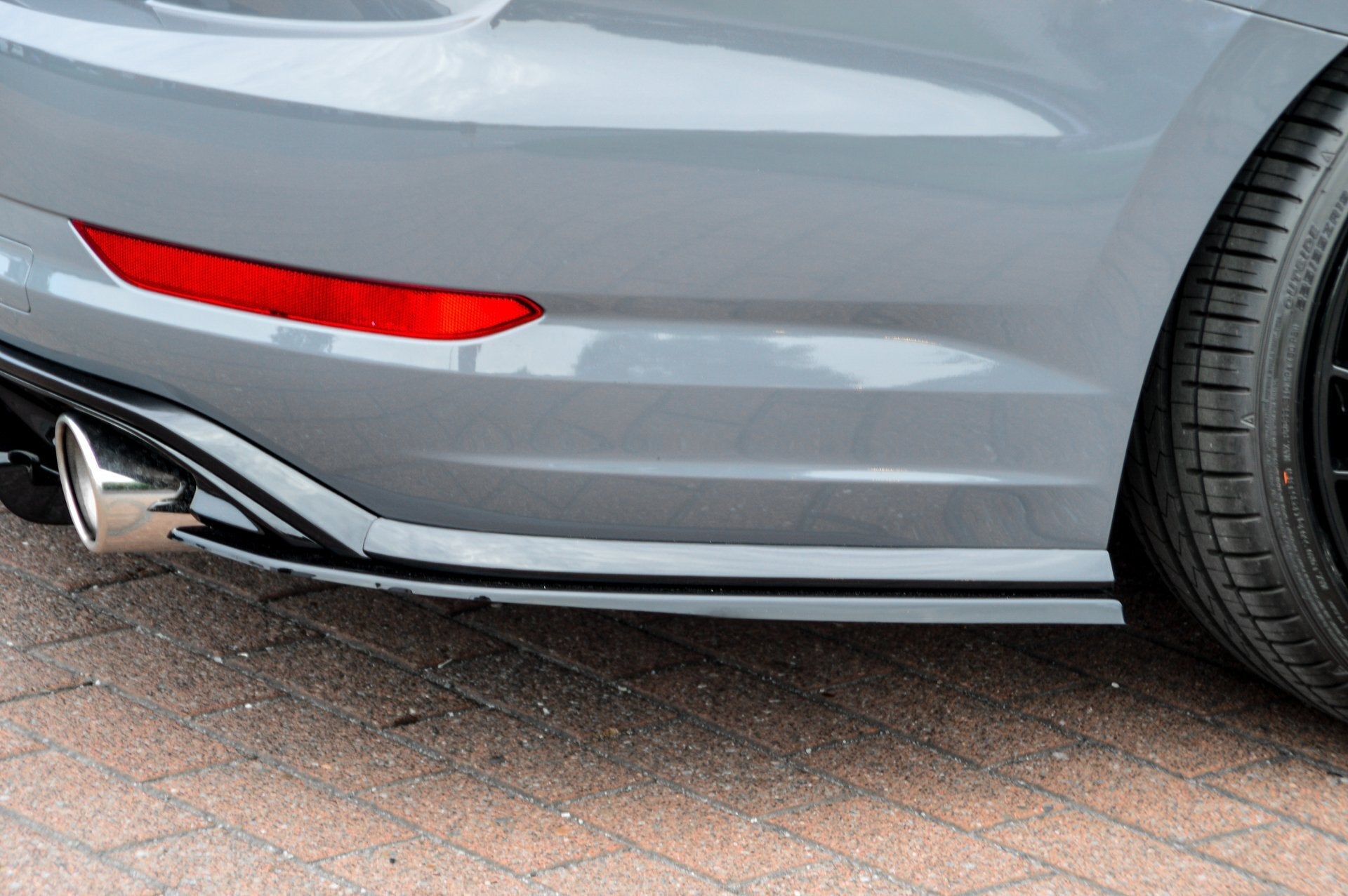 Bodykit passend für VW Jetta 7 GLI