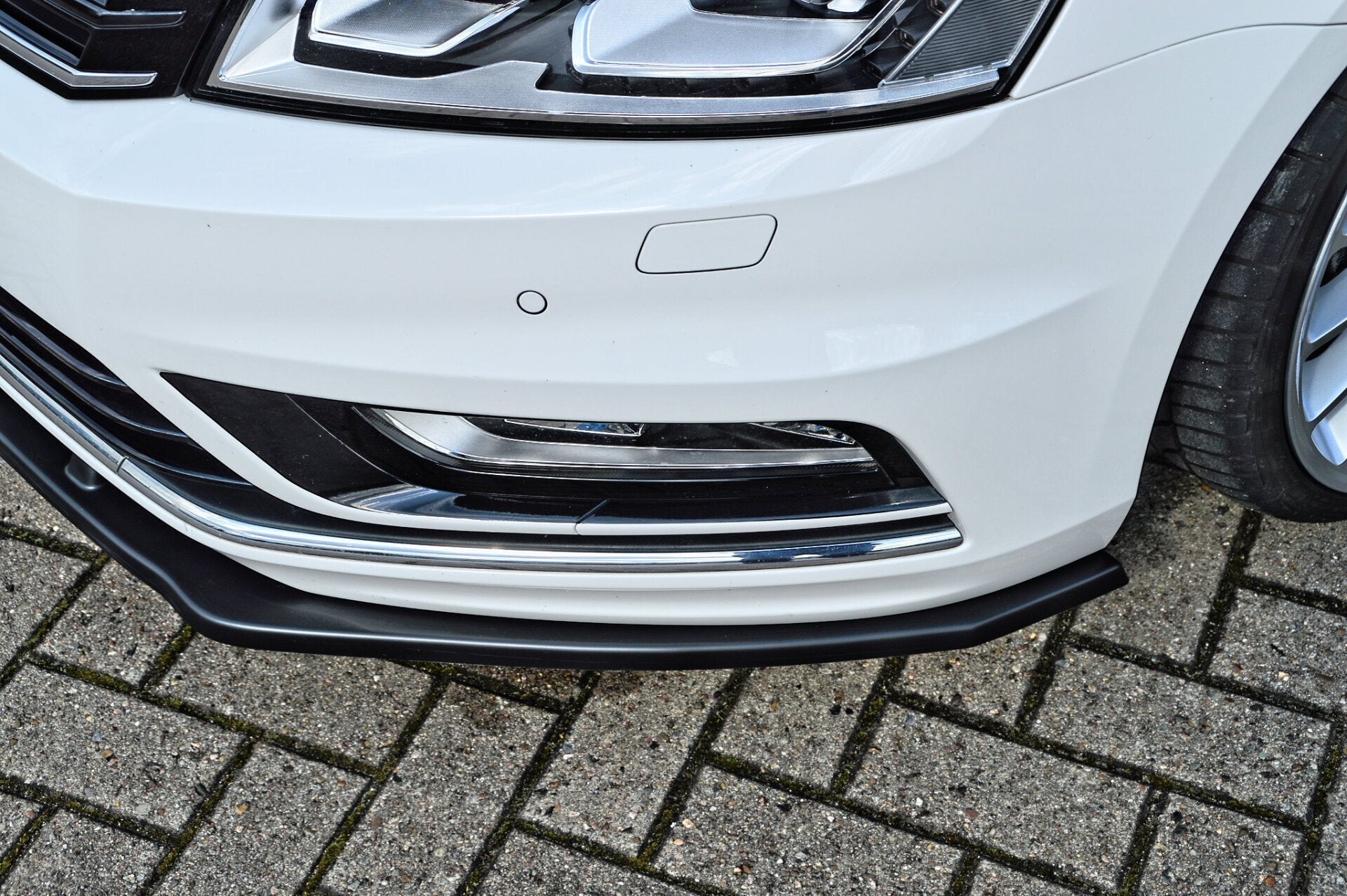 Cup Frontspoilerlippe passend für VW Passat 3C B7 R-Line