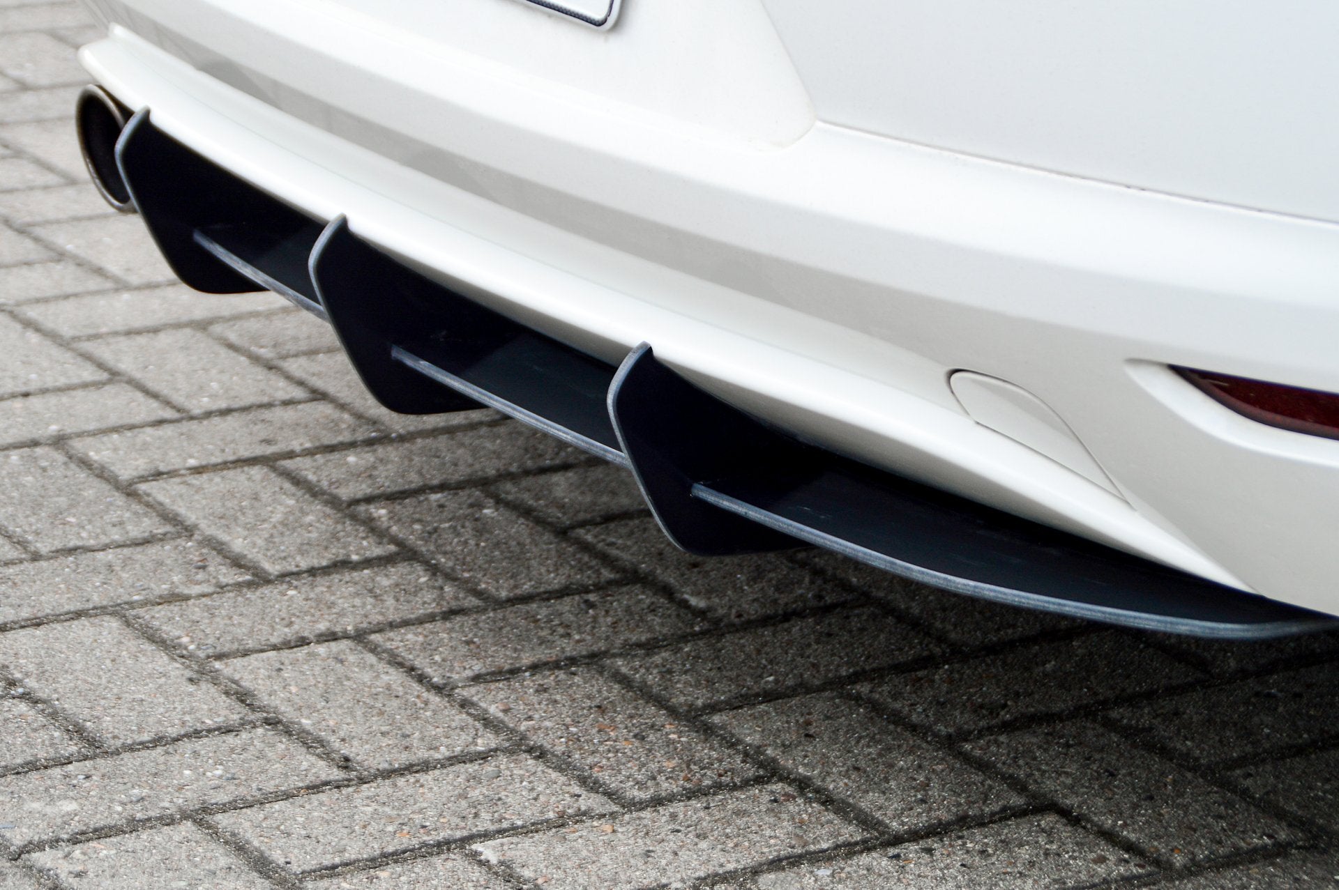 Gefräster Heckansatz mit Finnen passend für VW Scirocco 3