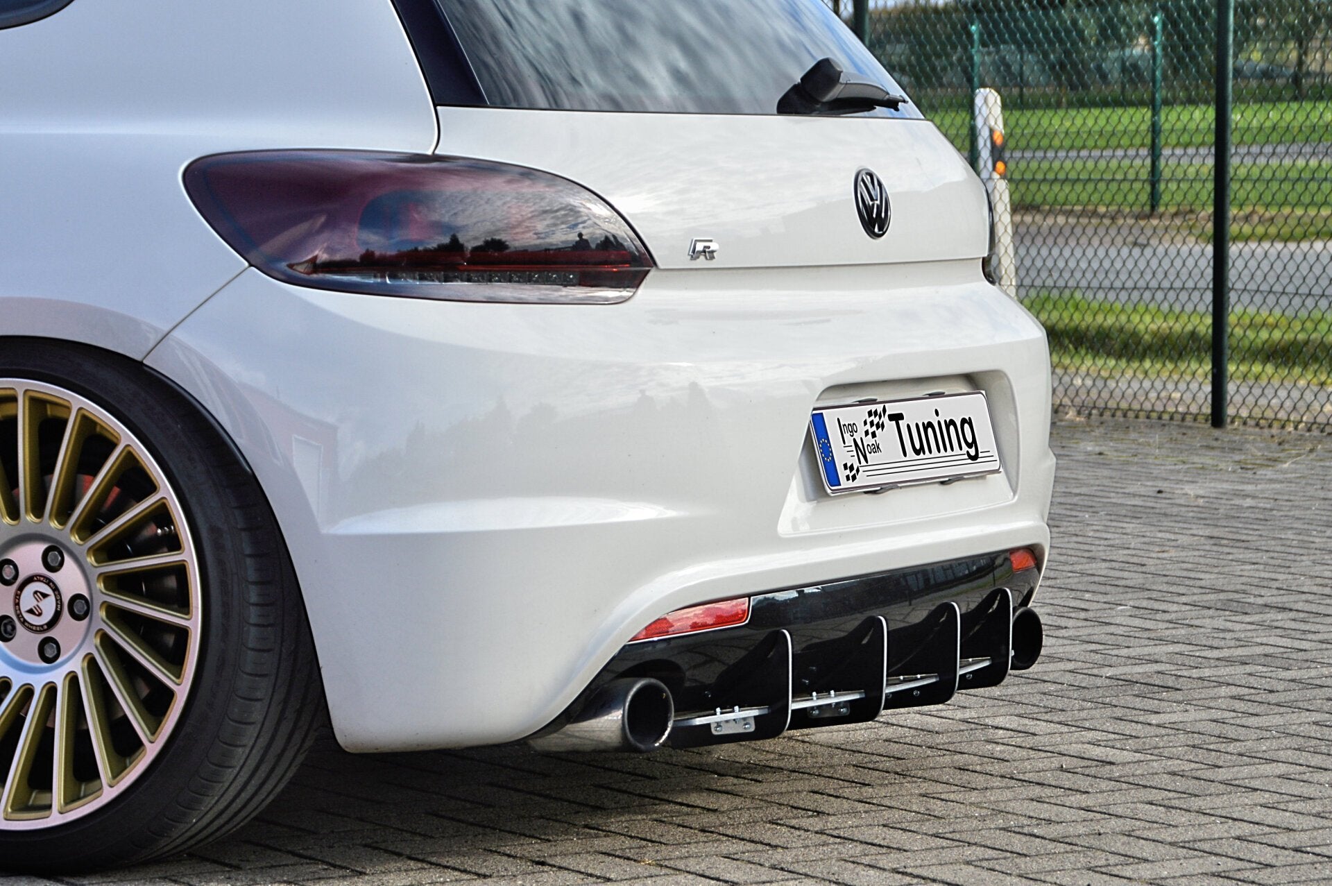 Gefräster Heckansatz mit Finnen passend für VW Scirocco R 13