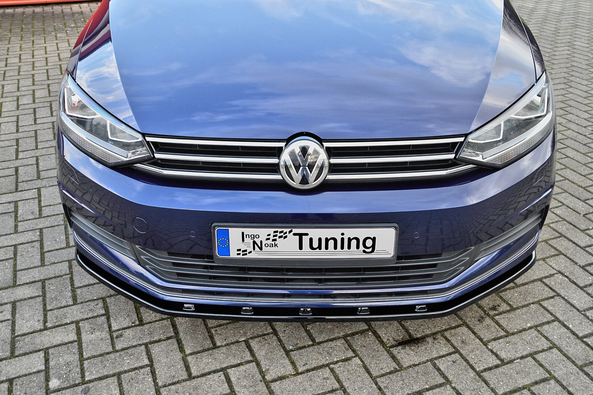 Cuplippe aus ABS passend für VW Touran 5T